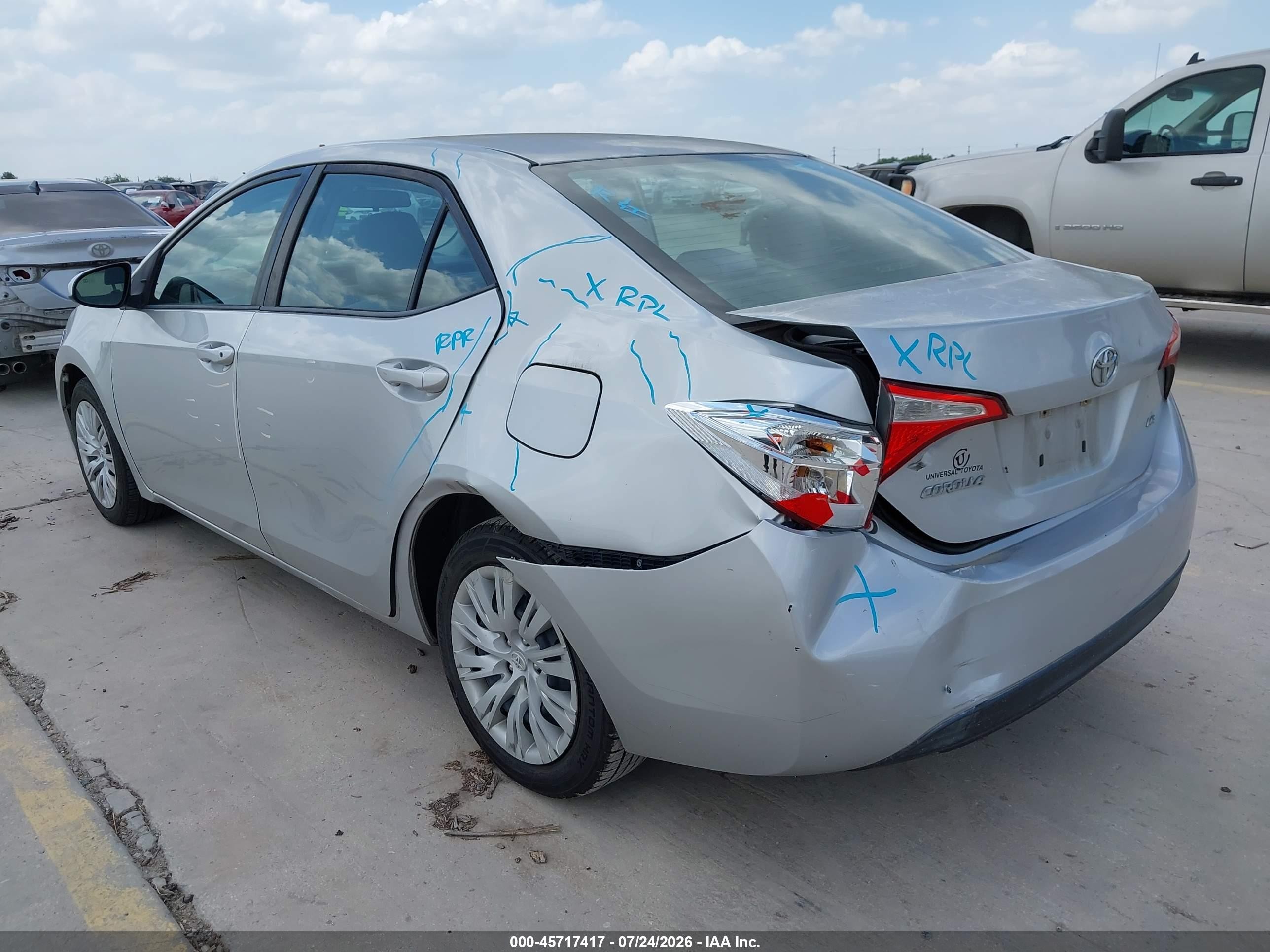 2015 Toyota Corolla Le Silver vin: 5YFBURHE0FP212865