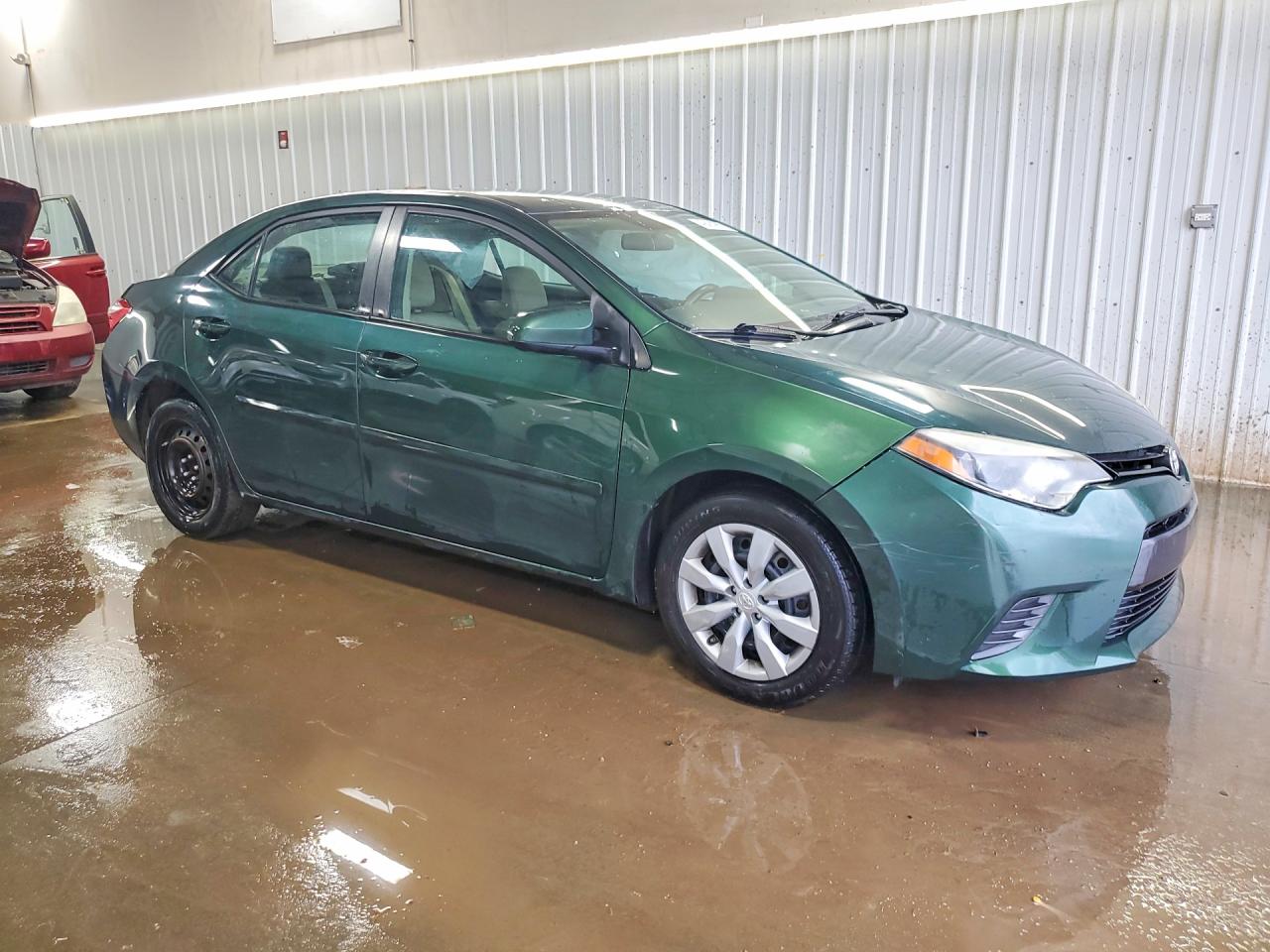 2015 Toyota Corolla Le Green vin: 5YFBURHE0FP227902