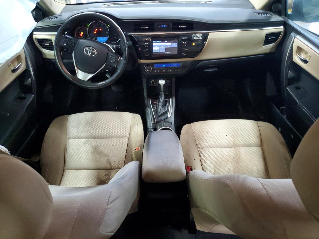 2015 Toyota Corolla Le Green vin: 5YFBURHE0FP227902