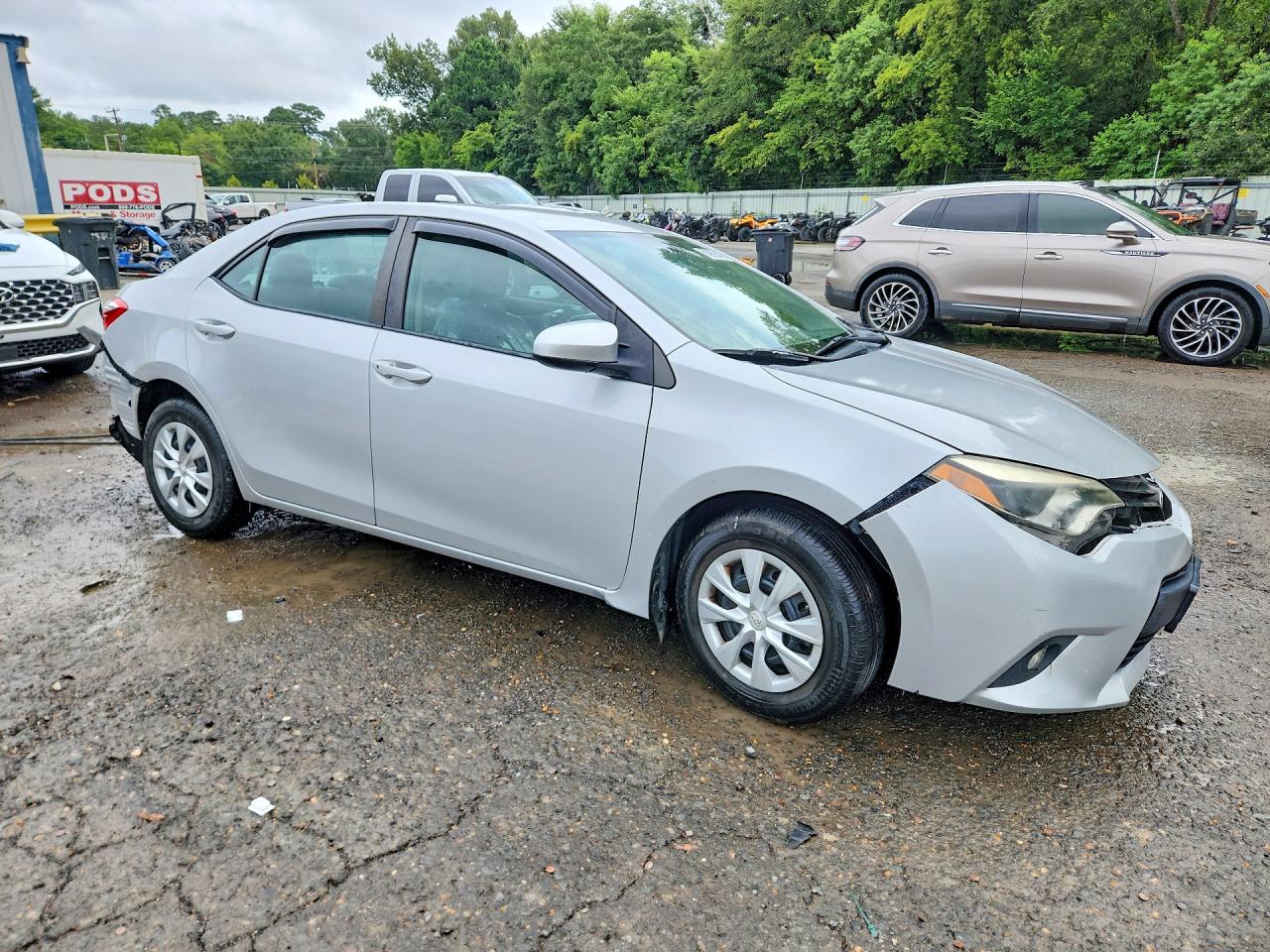 2015 Toyota Corolla L Silver vin: 5YFBURHE0FP231805