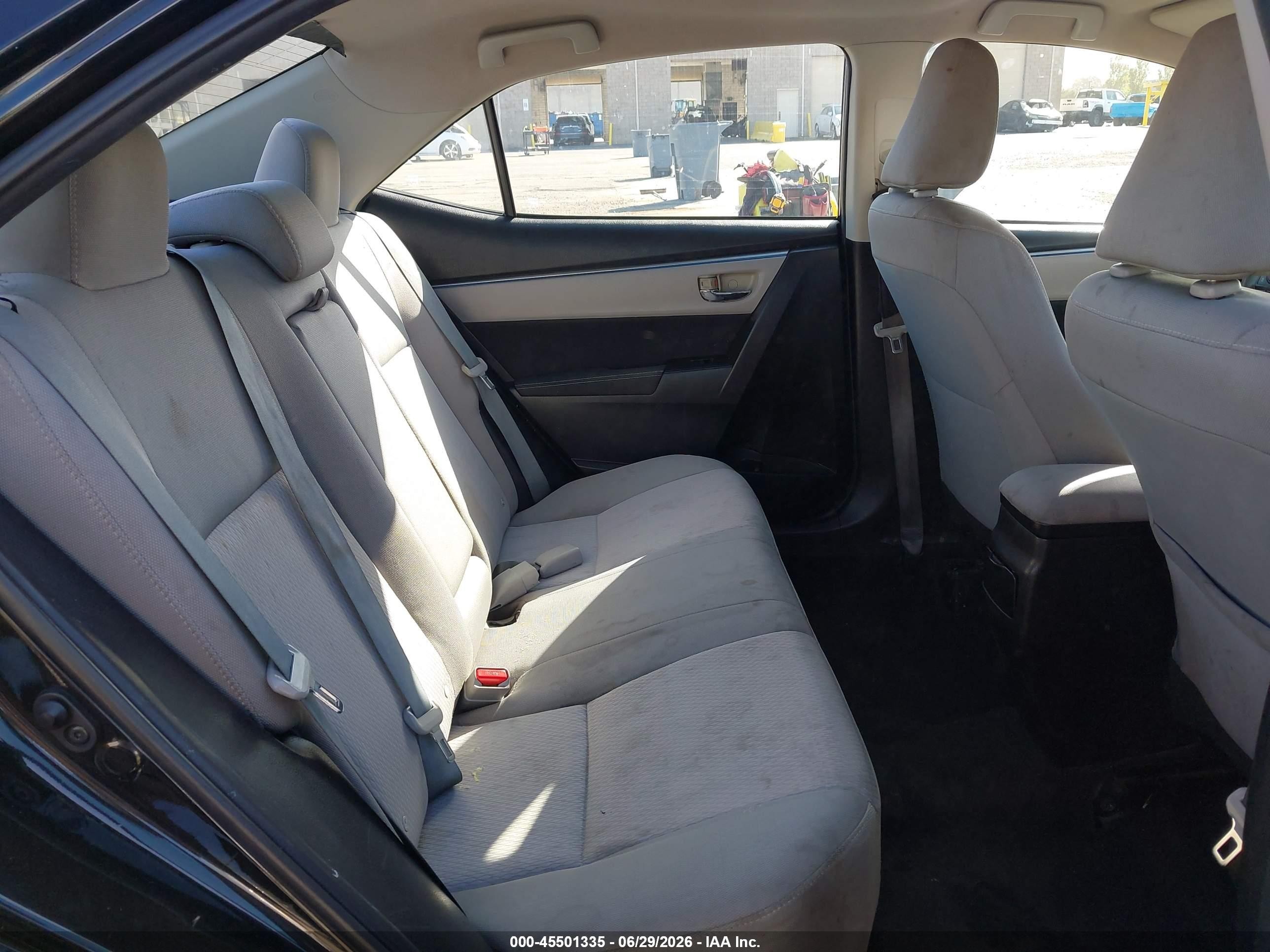 2015 Toyota Corolla Le Plus Black vin: 5YFBURHE0FP238561