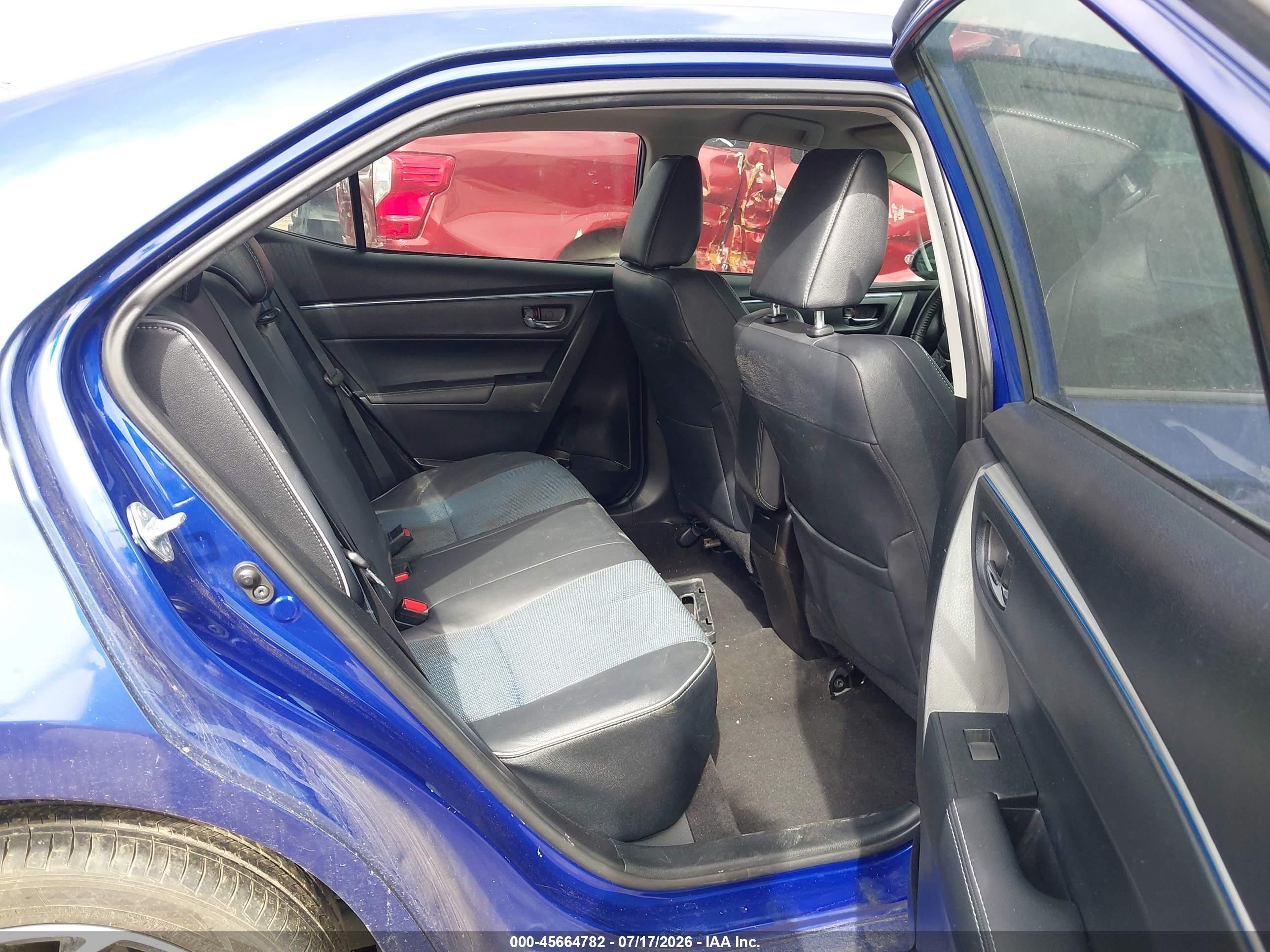 2015 Toyota Corolla S Plus Blue vin: 5YFBURHE0FP240097