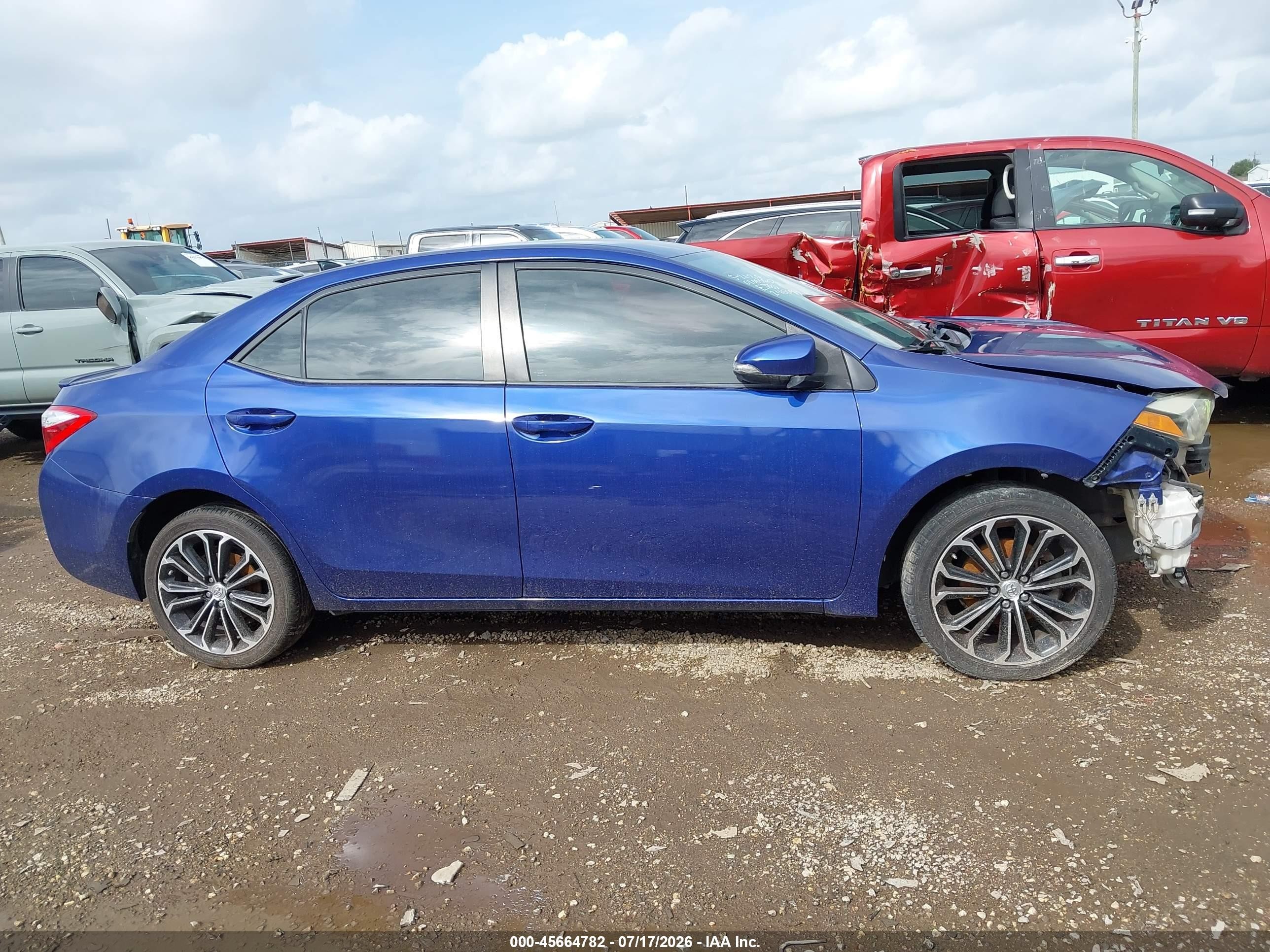2015 Toyota Corolla S Plus Blue vin: 5YFBURHE0FP240097