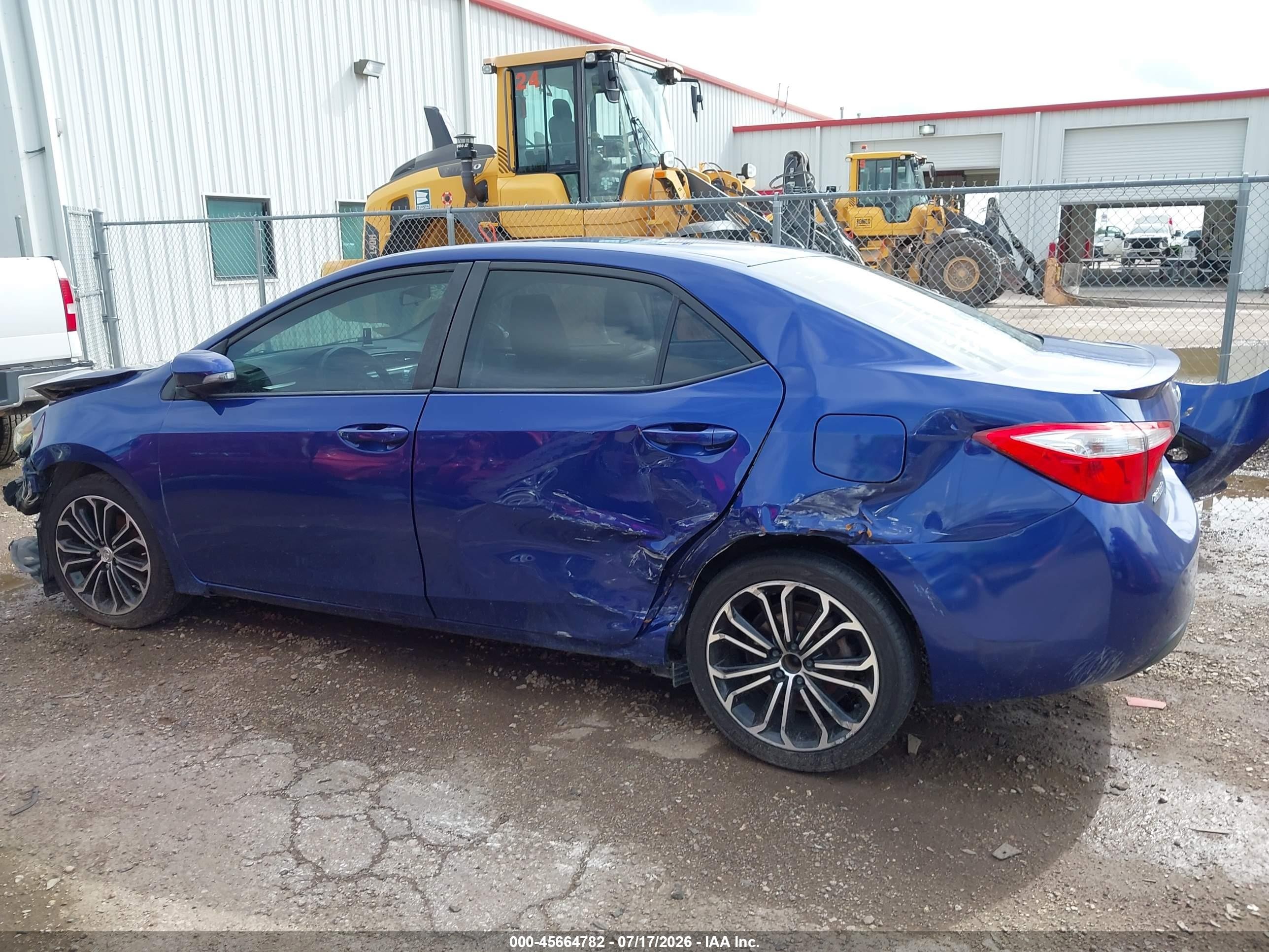 2015 Toyota Corolla S Plus Blue vin: 5YFBURHE0FP240097