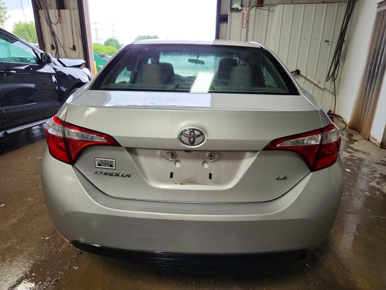 2015 Toyota Corolla Le Silver vin: 5YFBURHE0FP246580