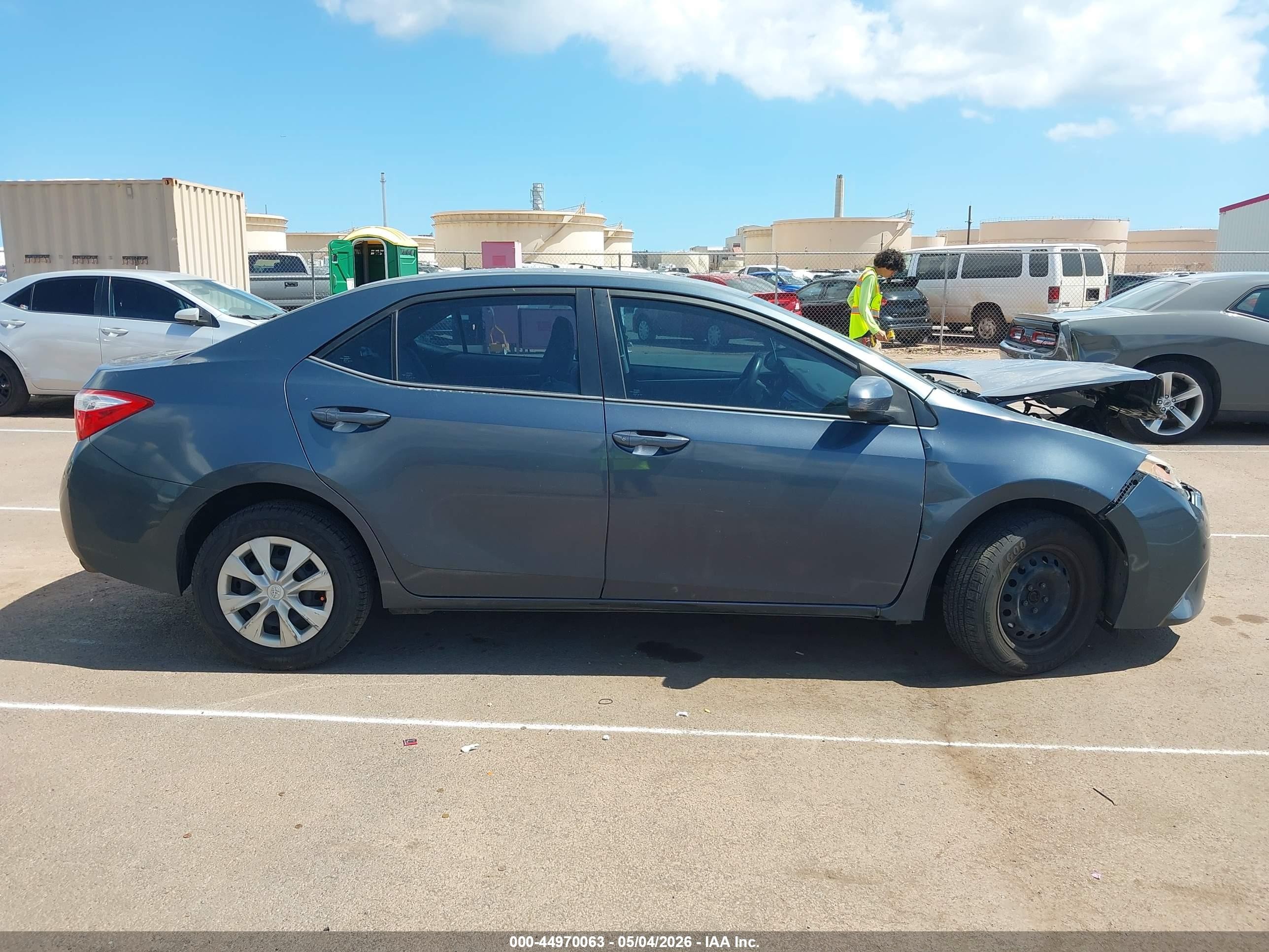 2015 Toyota Corolla L Gray vin: 5YFBURHE0FP255666