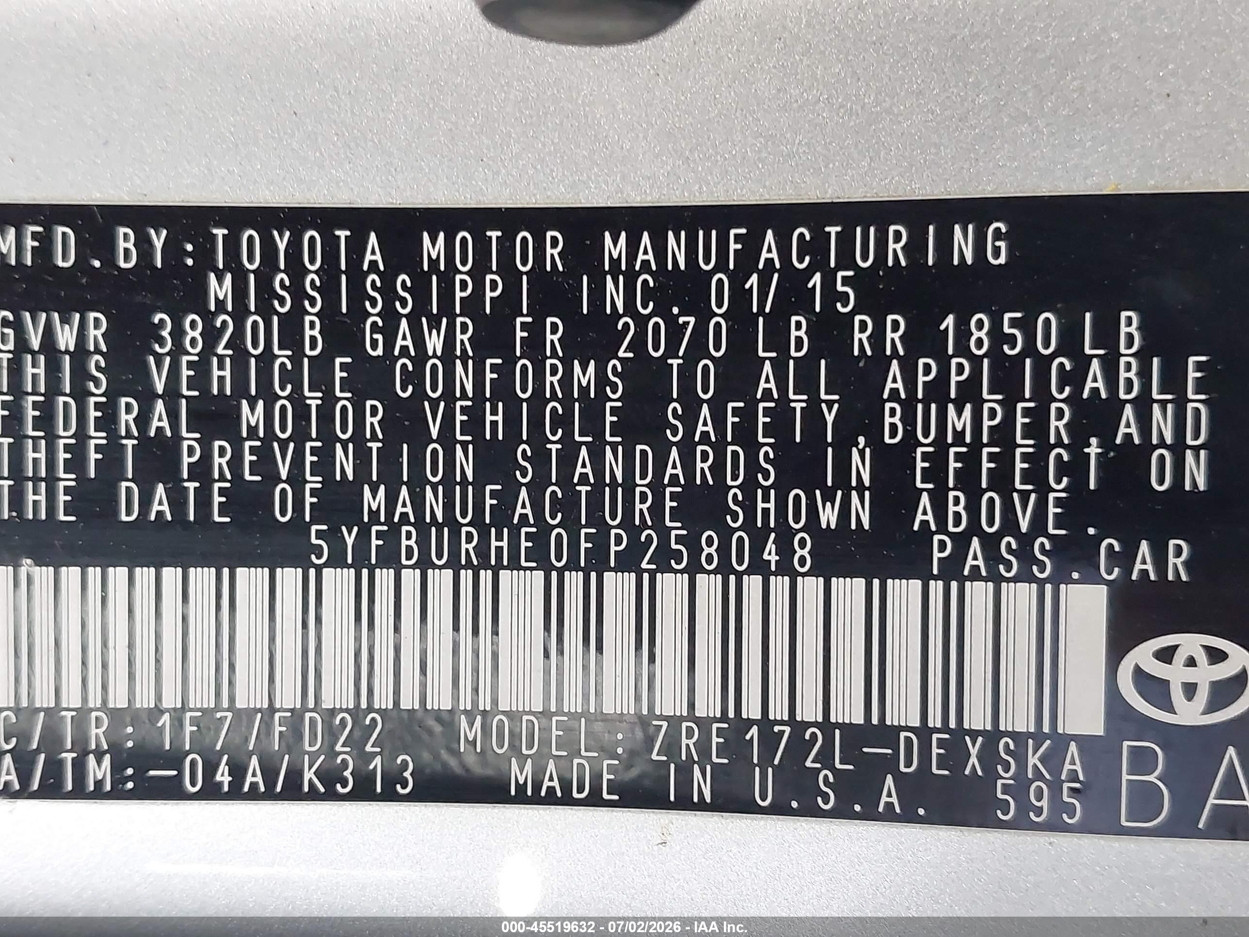 2015 Toyota Corolla S Plus Silver vin: 5YFBURHE0FP258048