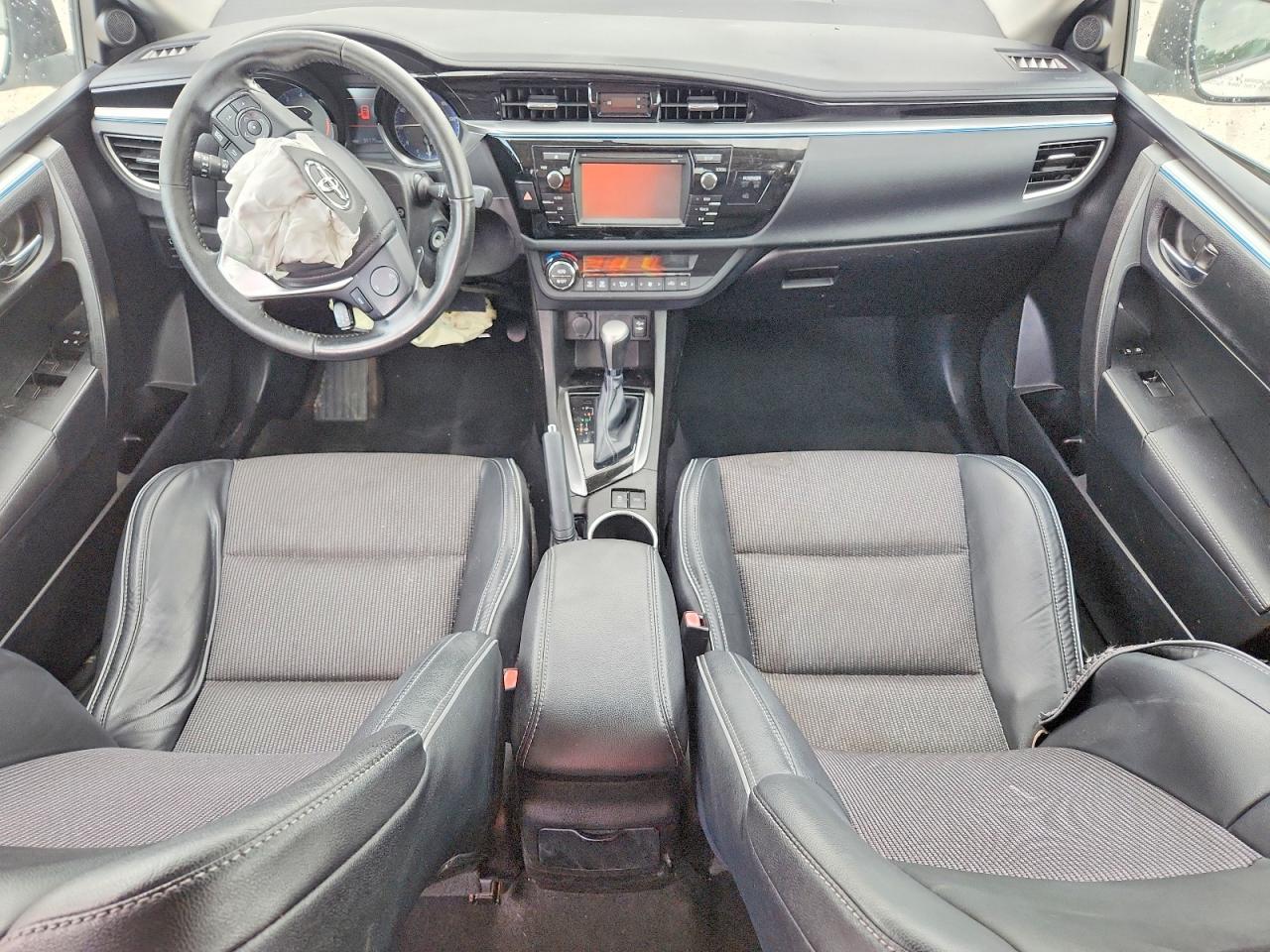 2015 Toyota Corolla S Plus White vin: 5YFBURHE0FP277988