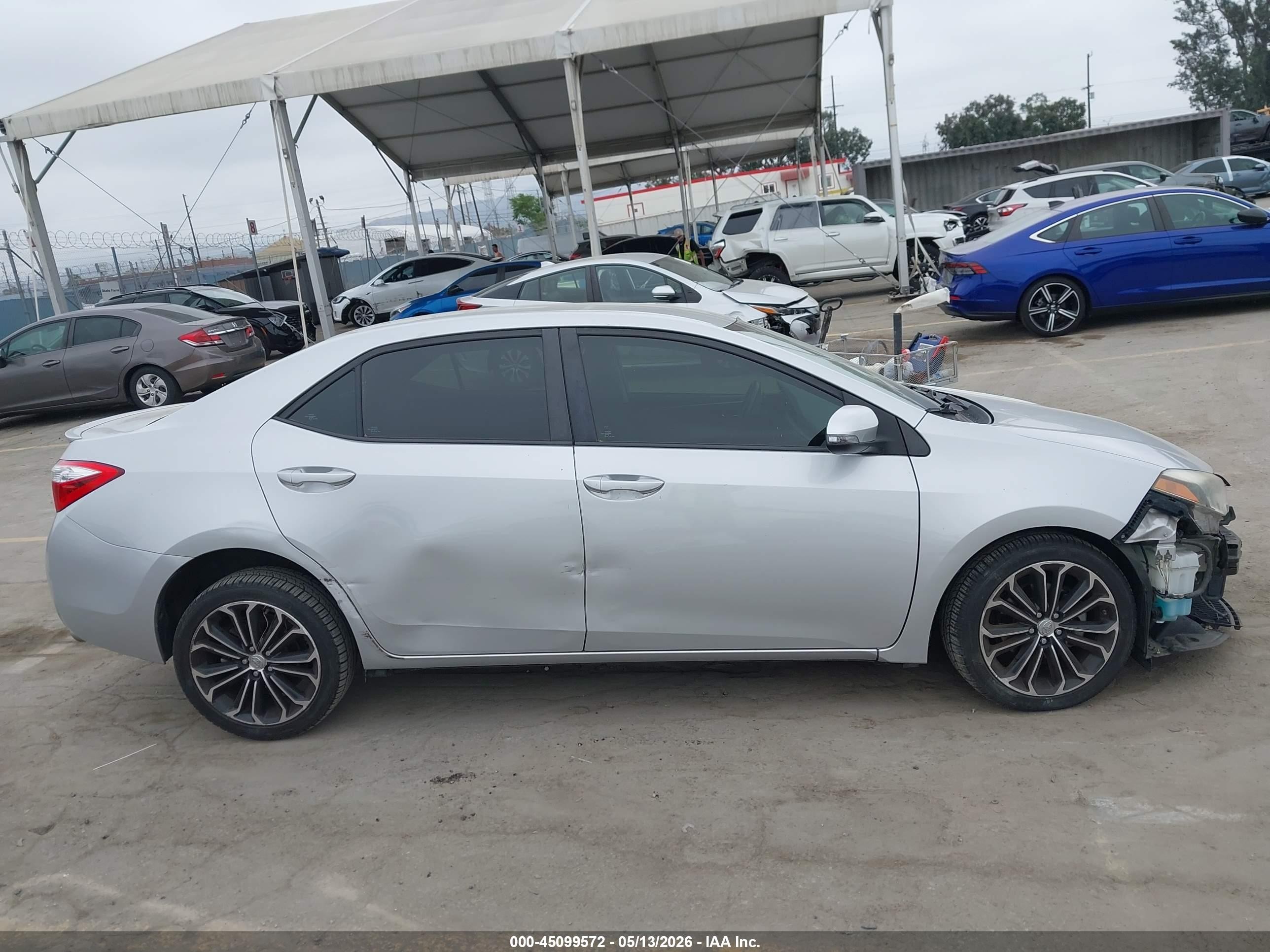 2015 Toyota Corolla S Plus Silver vin: 5YFBURHE0FP280647