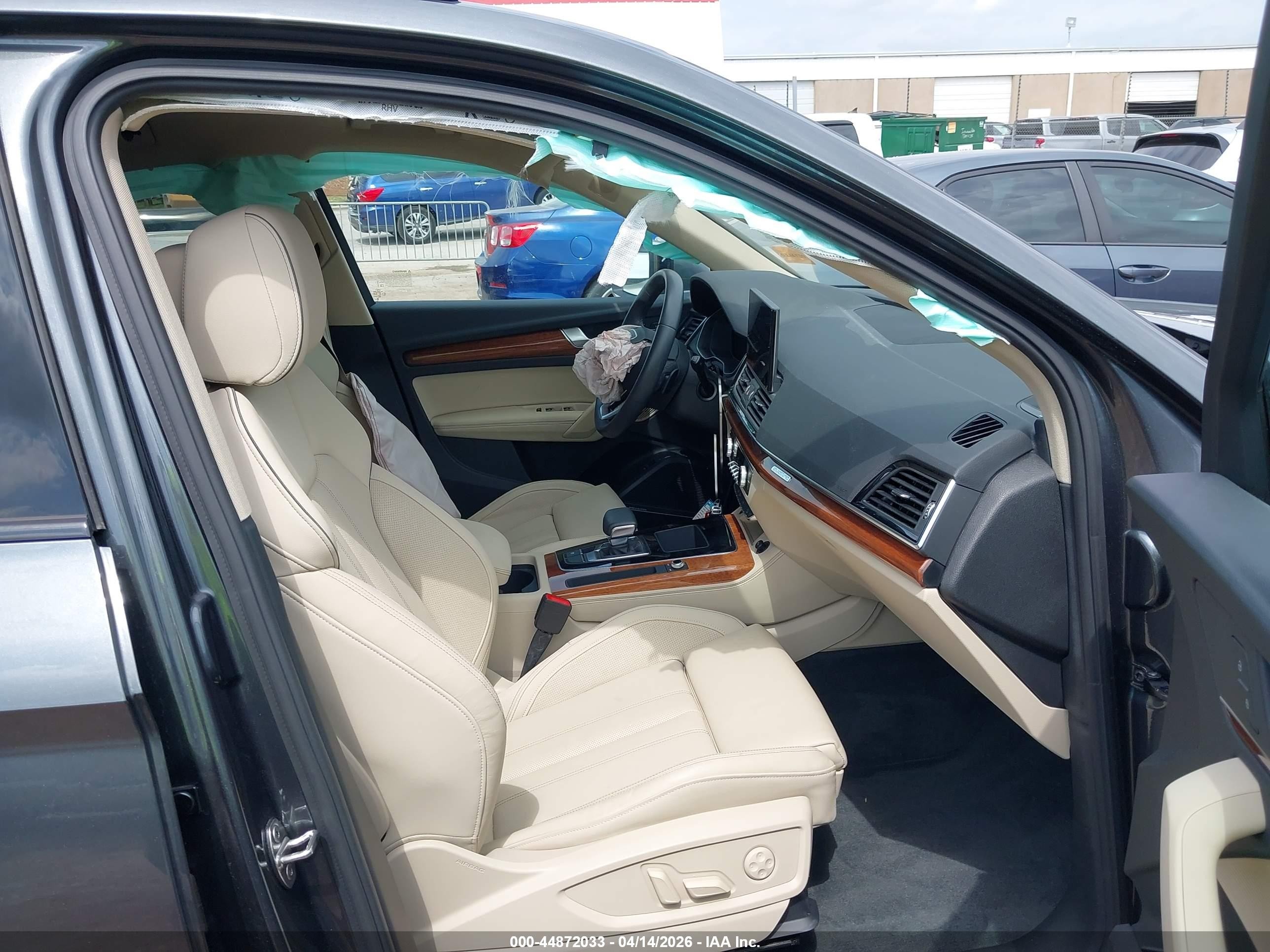 2015 Toyota Corolla Le Plus Gray vin: 5YFBURHE0FP296119