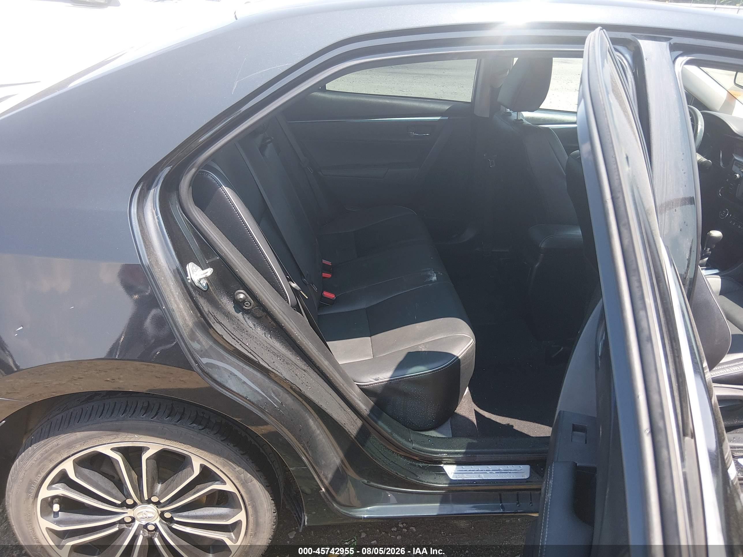 2015 Toyota Corolla S/s Plus/s Premium Черный vin: 5YFBURHE0FP304428