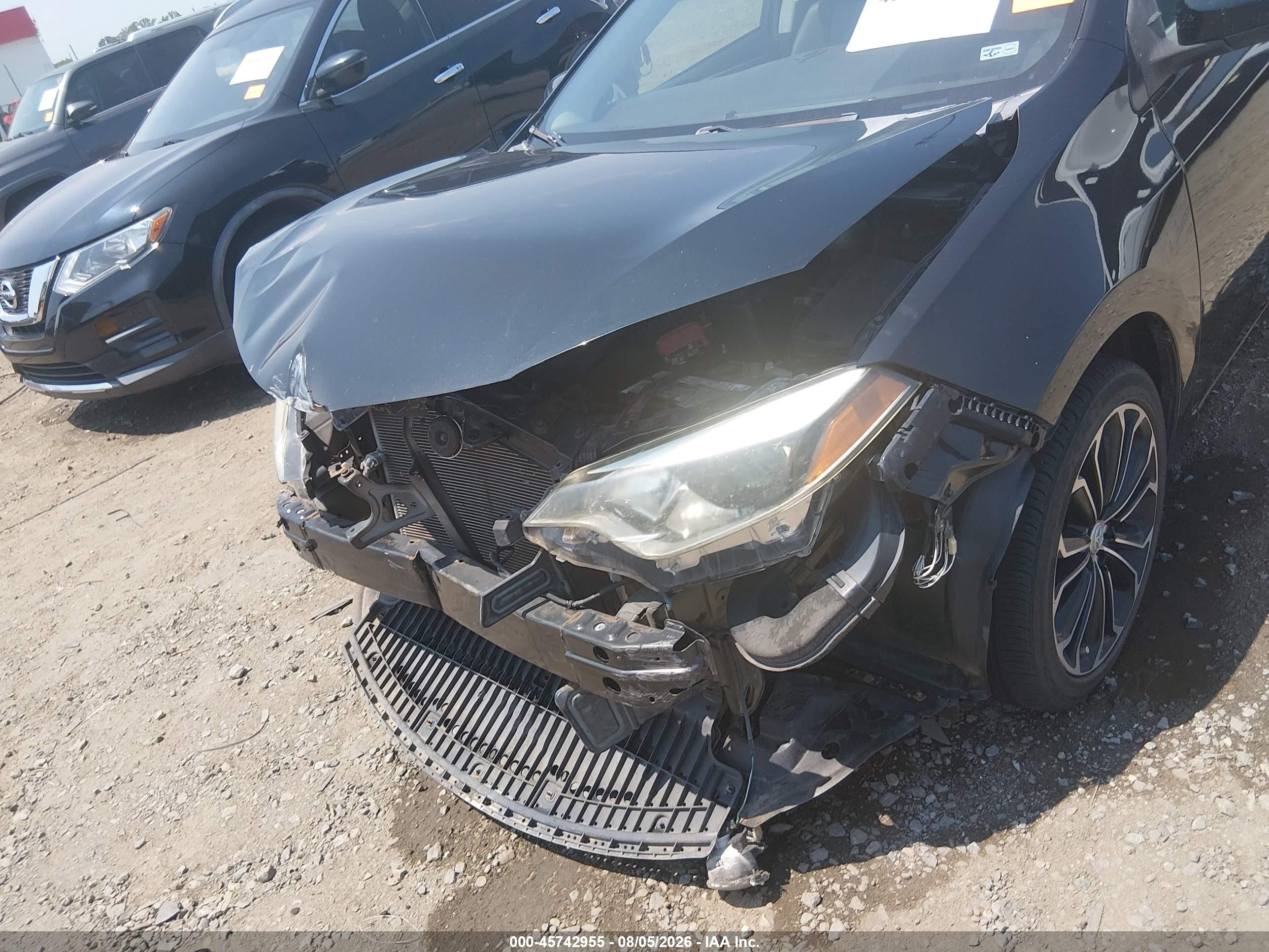 2015 Toyota Corolla S/s Plus/s Premium Черный vin: 5YFBURHE0FP304428