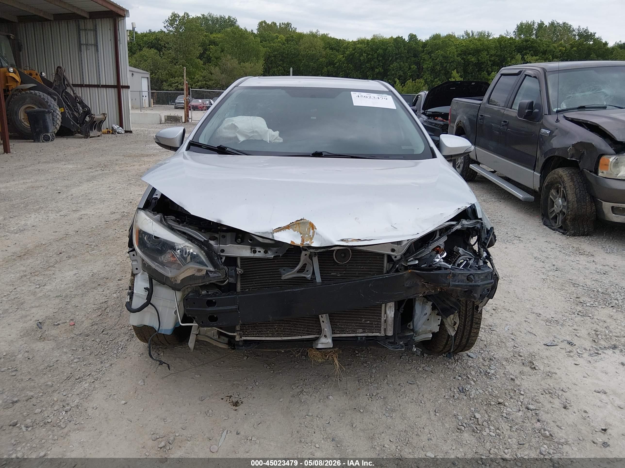 2015 Toyota Corolla S Plus Серебряный vin: 5YFBURHE0FP356626