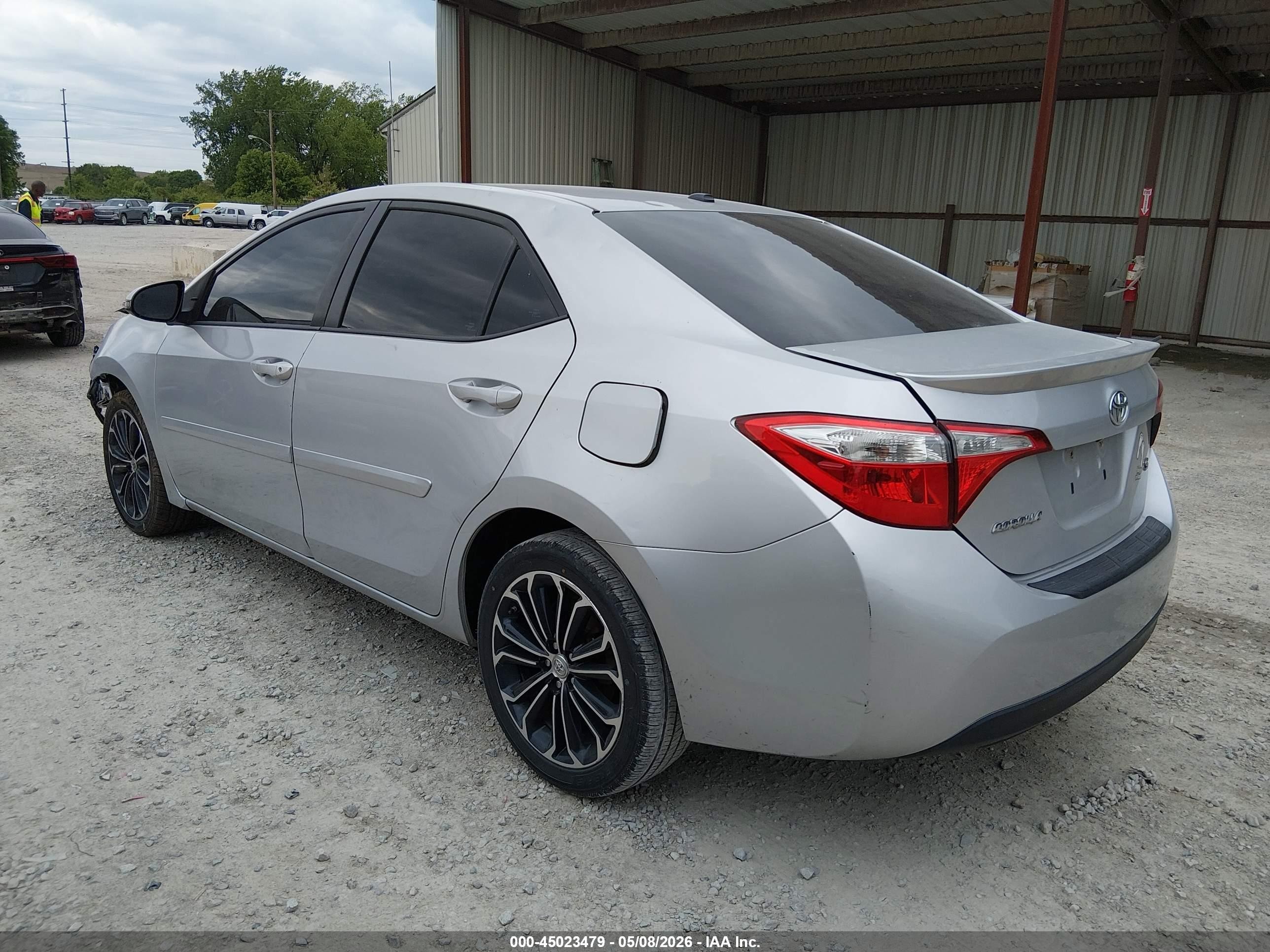 2015 Toyota Corolla S Plus Серебряный vin: 5YFBURHE0FP356626
