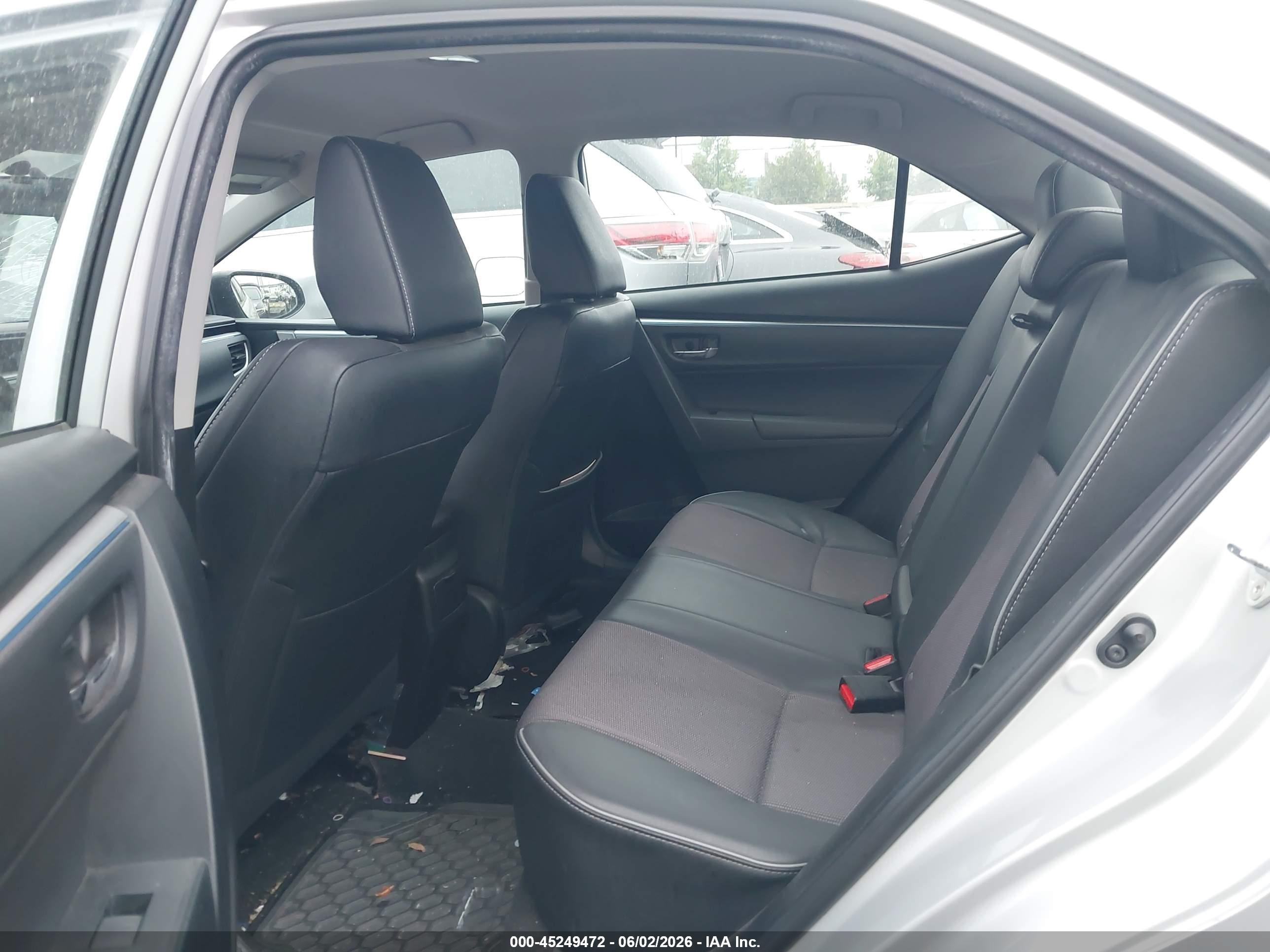 2015 Toyota Corolla S Plus Серебряный vin: 5YFBURHE0FP365651