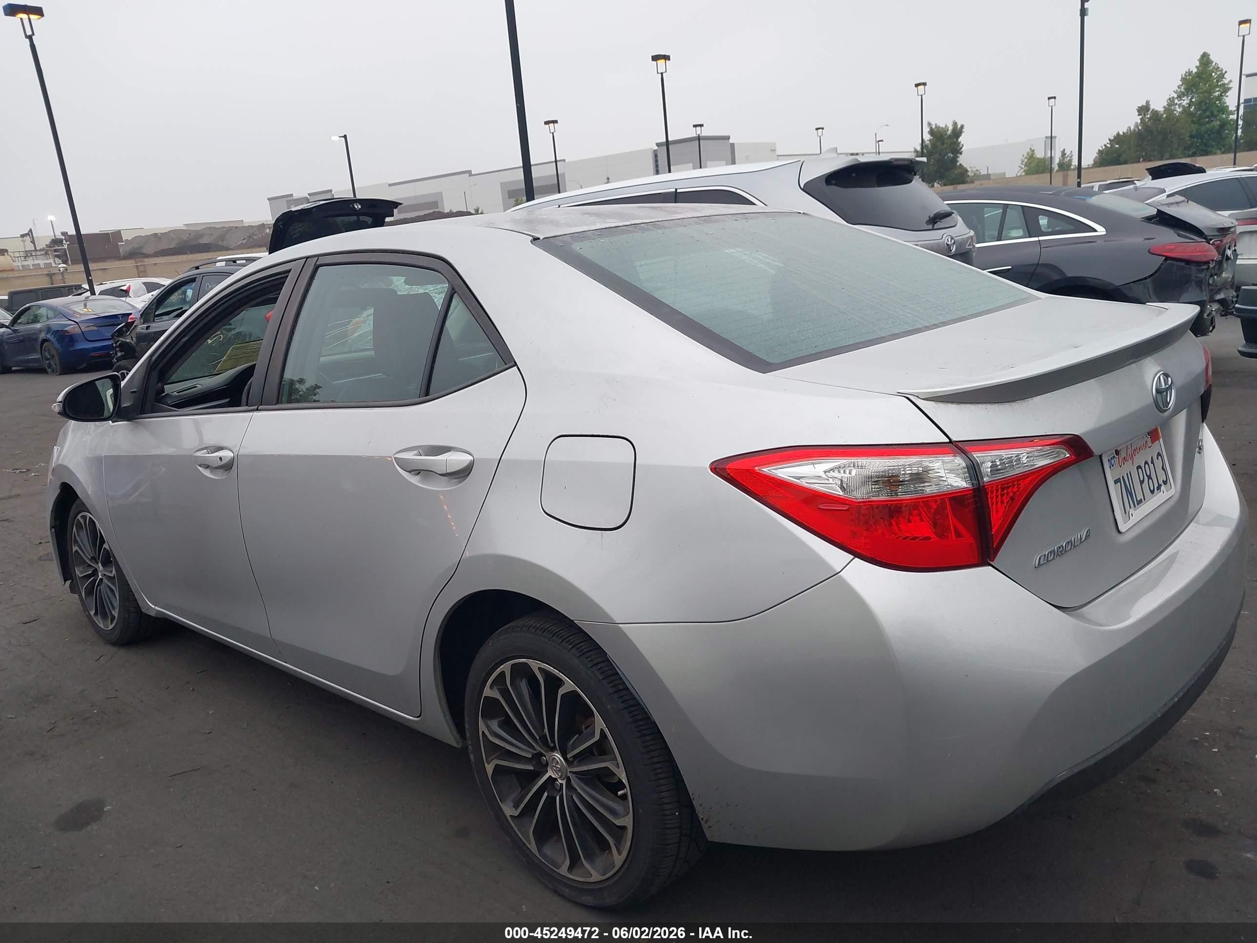 2015 Toyota Corolla S Plus Серебряный vin: 5YFBURHE0FP365651