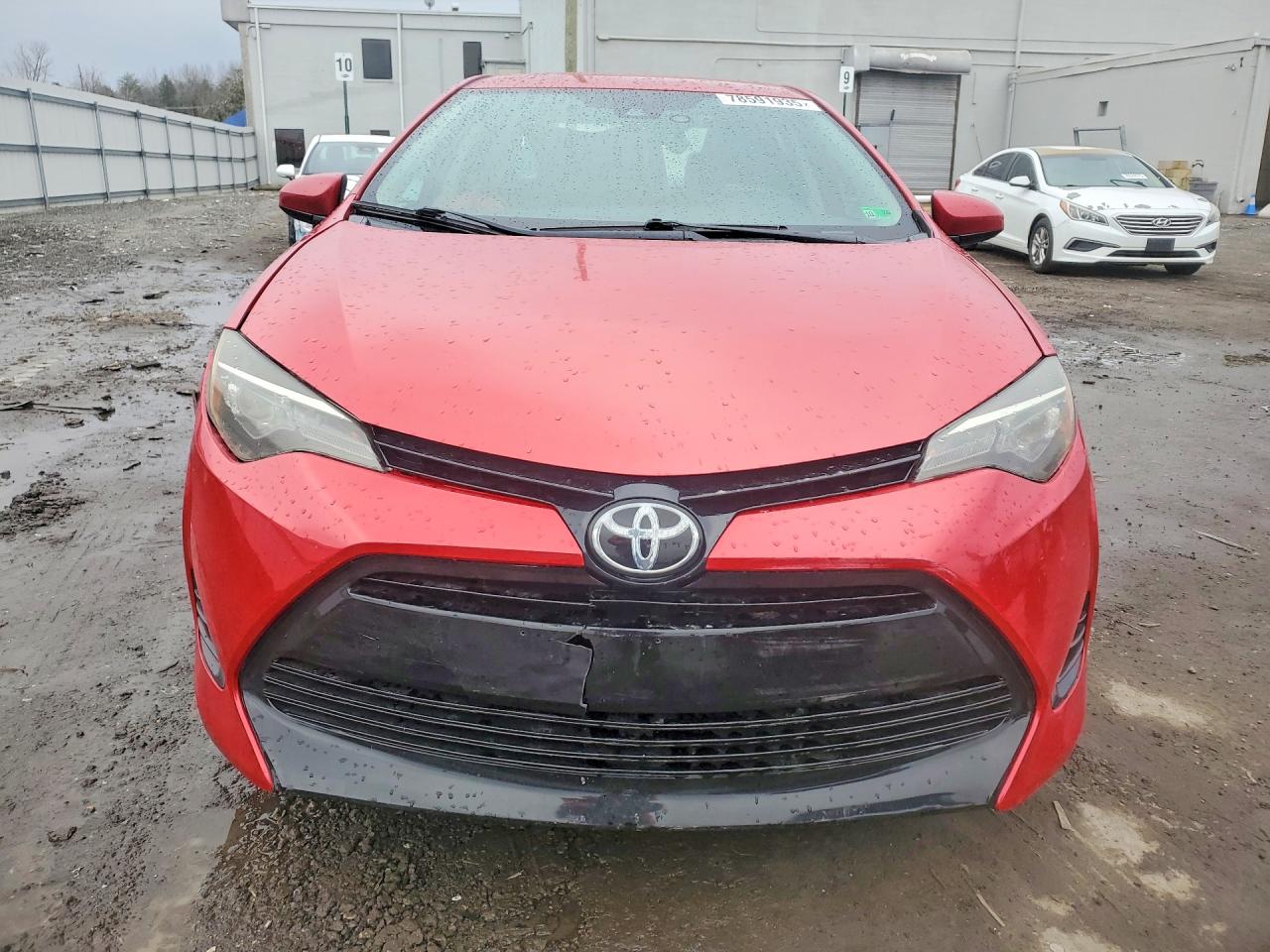 2017 Toyota Corolla L Красный vin: 5YFBURHE0HP617725