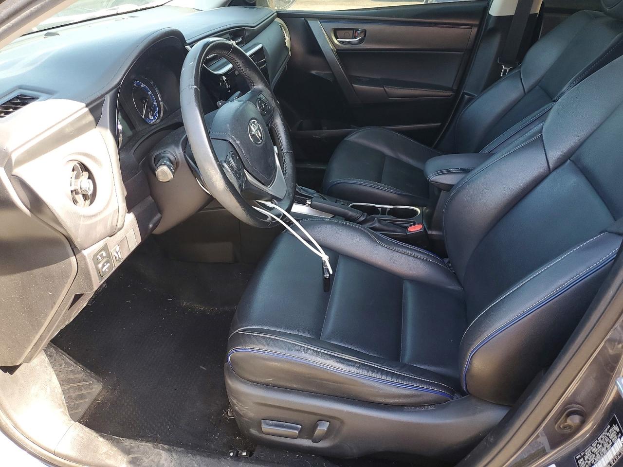 2018 Toyota Corolla Xse Синий vin: 5YFBURHE0JP843057