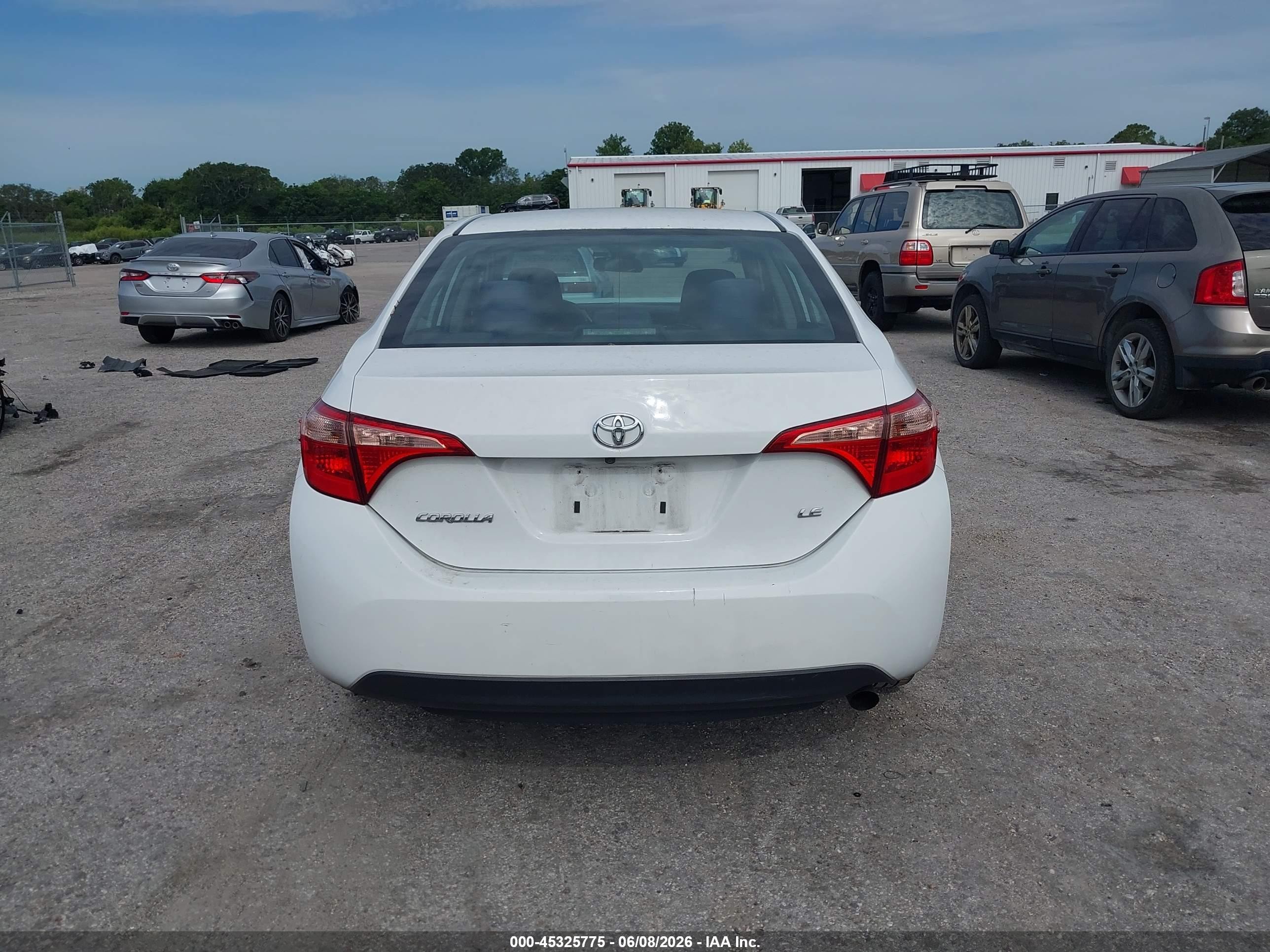 2019 Toyota Corolla Le Белый vin: 5YFBURHE0KP876450