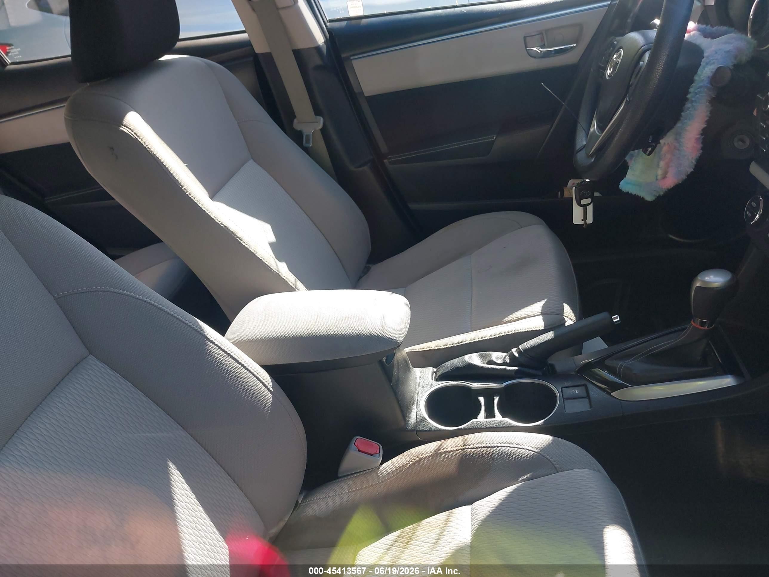 2014 Toyota Corolla Le Gray vin: 5YFBURHE1EP010051