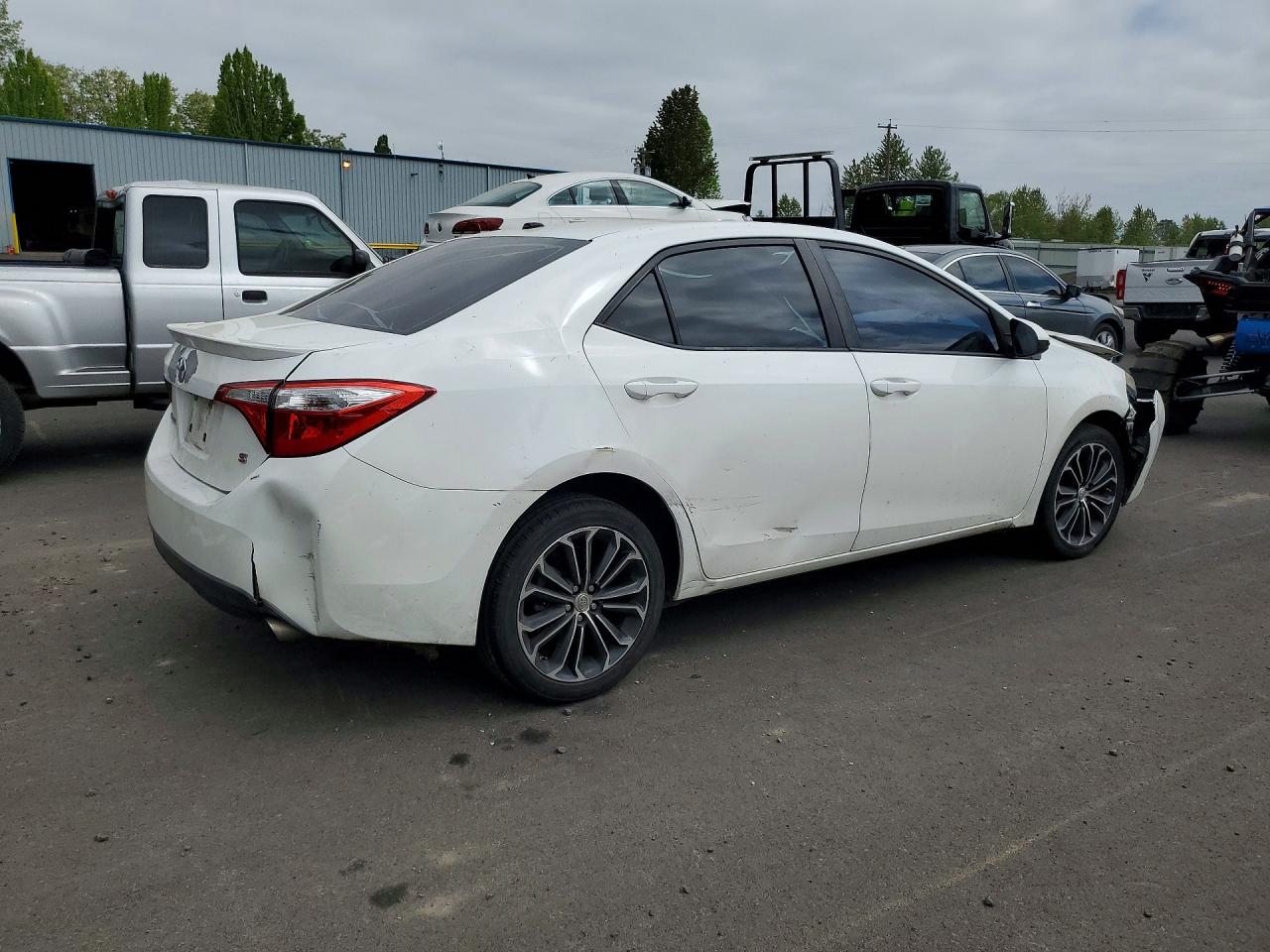 2014 Toyota Corolla S Premium White vin: 5YFBURHE1EP023009