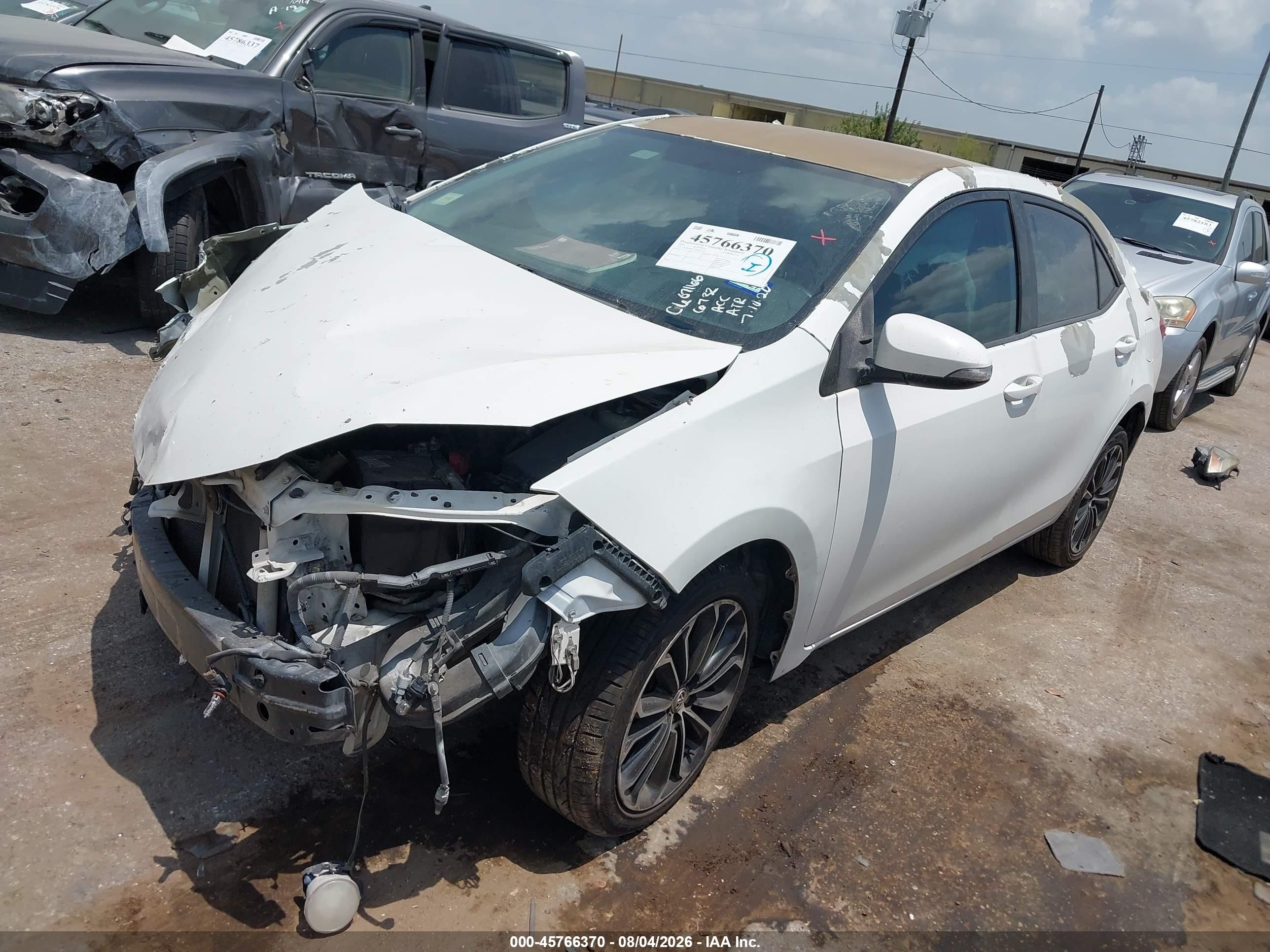2014 Toyota Corolla S Plus White vin: 5YFBURHE1EP036732