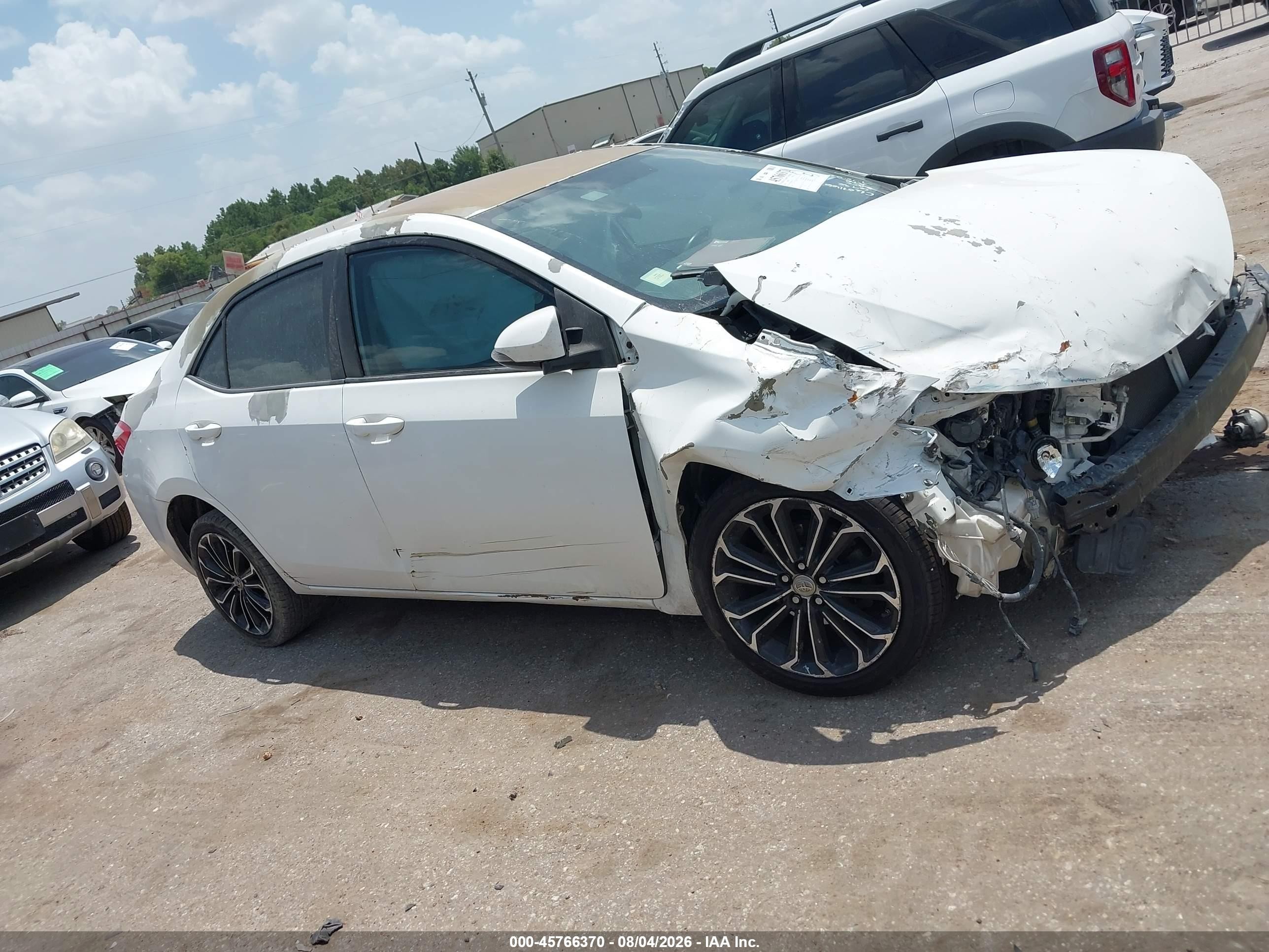 2014 Toyota Corolla S Plus White vin: 5YFBURHE1EP036732