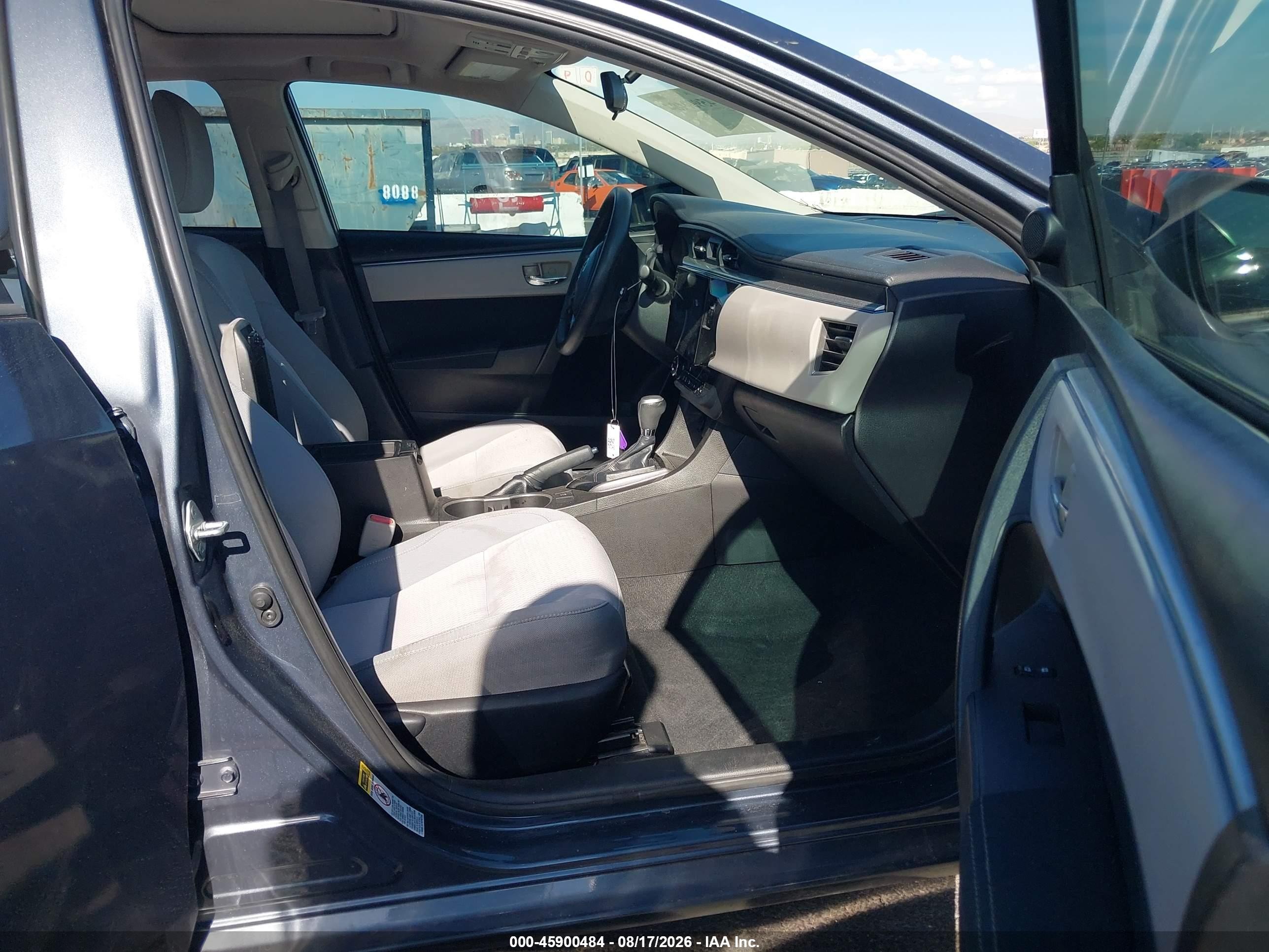 2014 Toyota Corolla Le Plus Blue vin: 5YFBURHE1EP041753