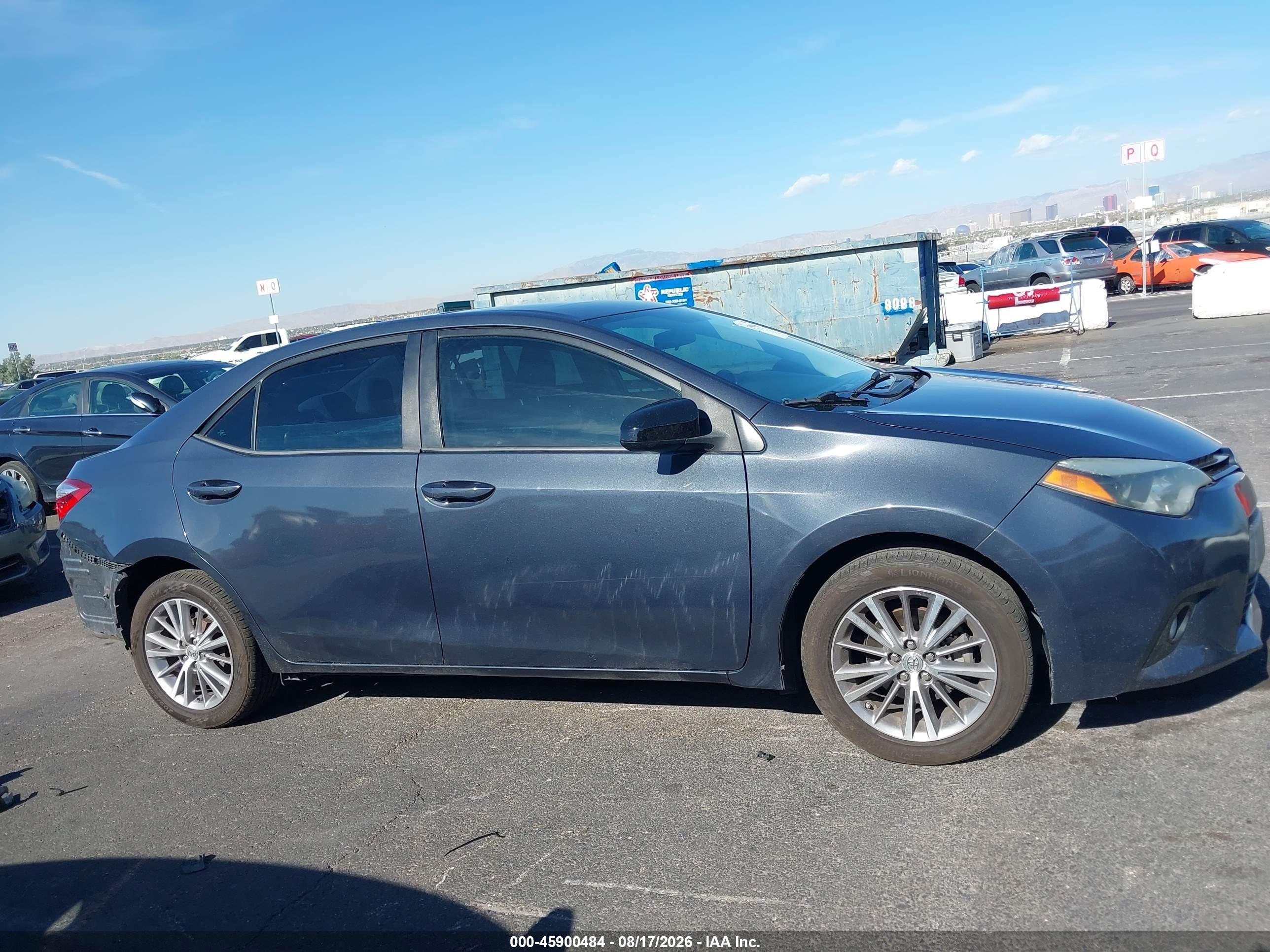 2014 Toyota Corolla Le Plus Blue vin: 5YFBURHE1EP041753