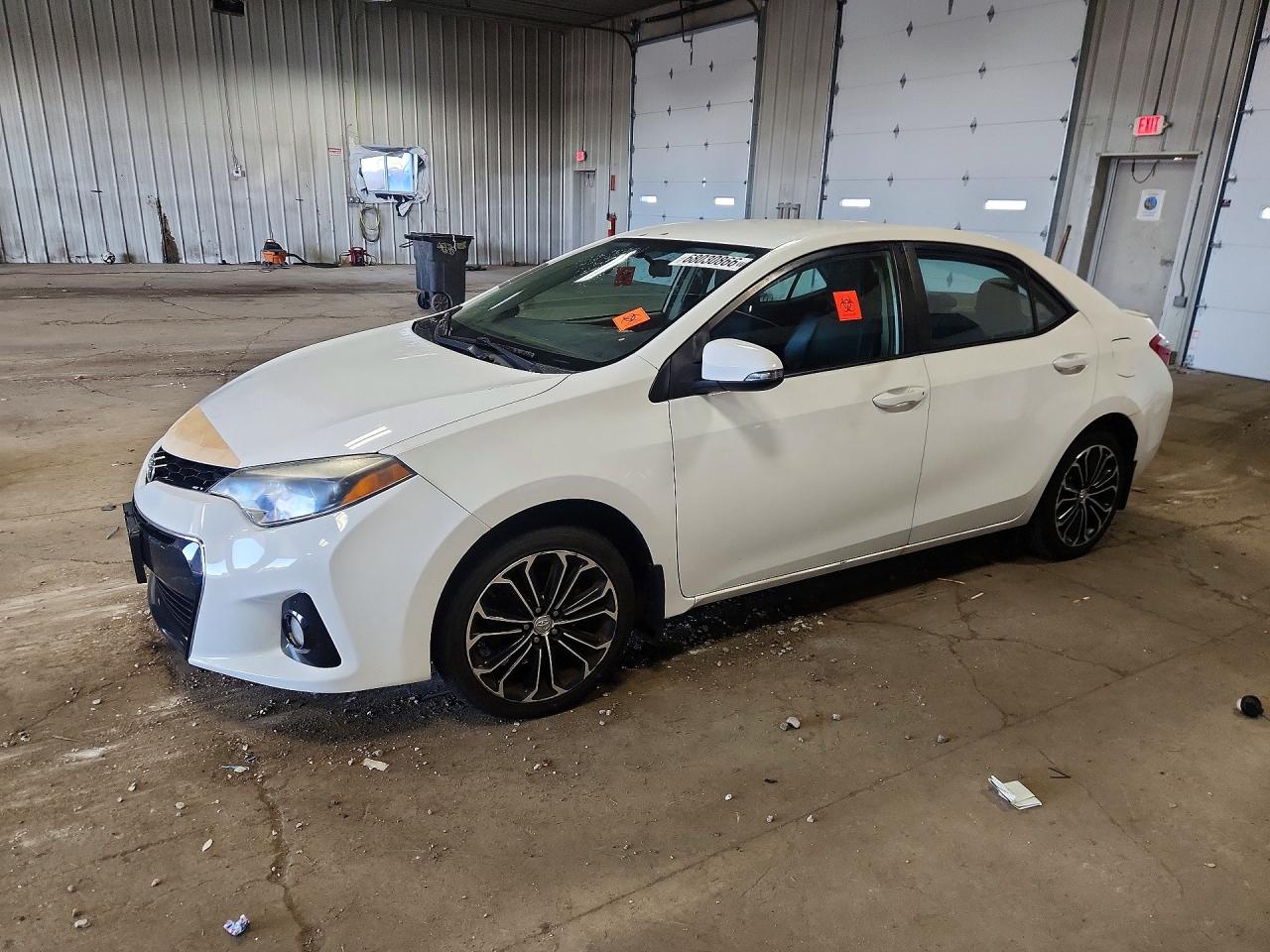 2014 Toyota Corolla S Plus White vin: 5YFBURHE1EP074090