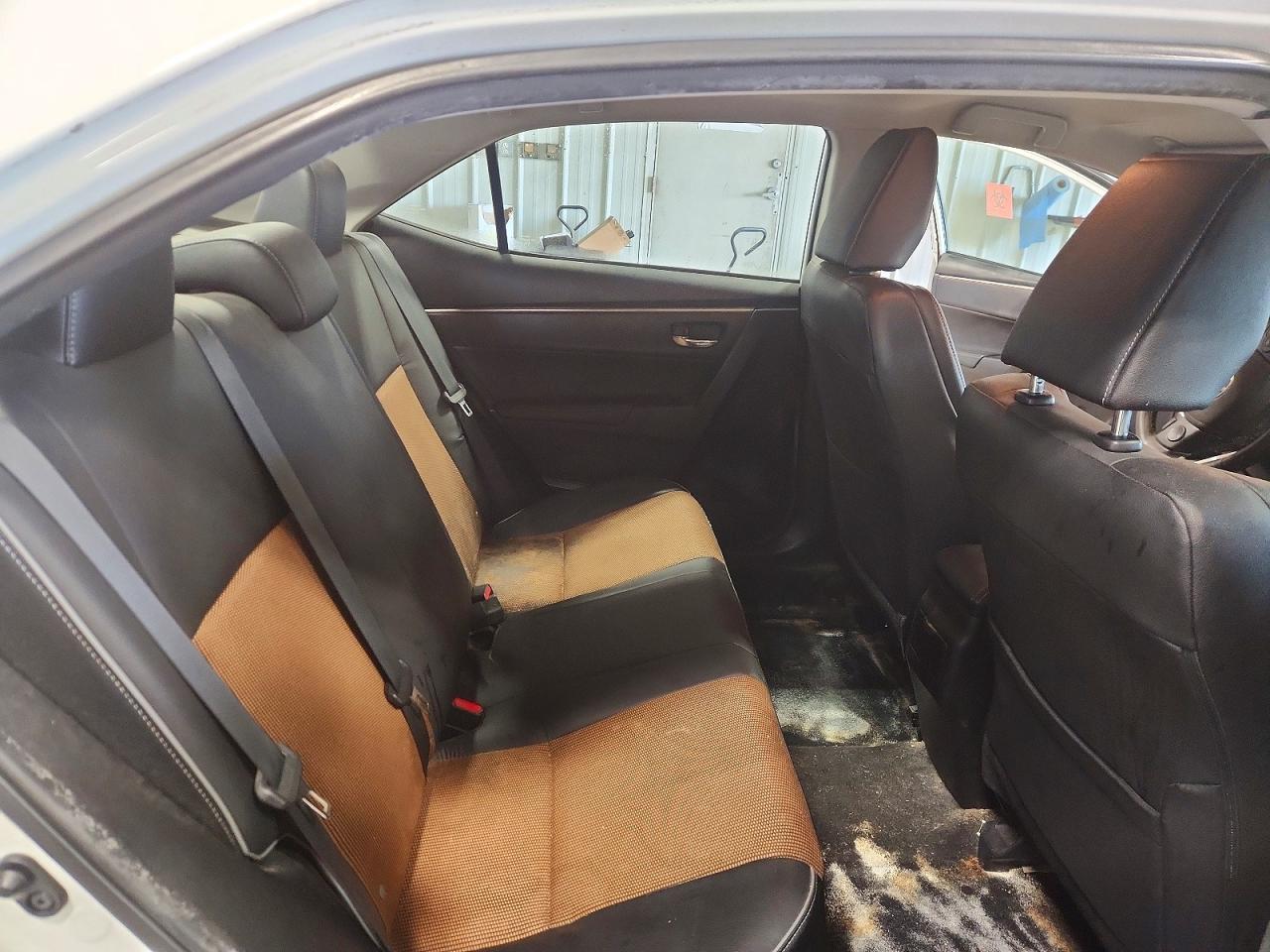 2014 Toyota Corolla S Plus Белый vin: 5YFBURHE1EP074090
