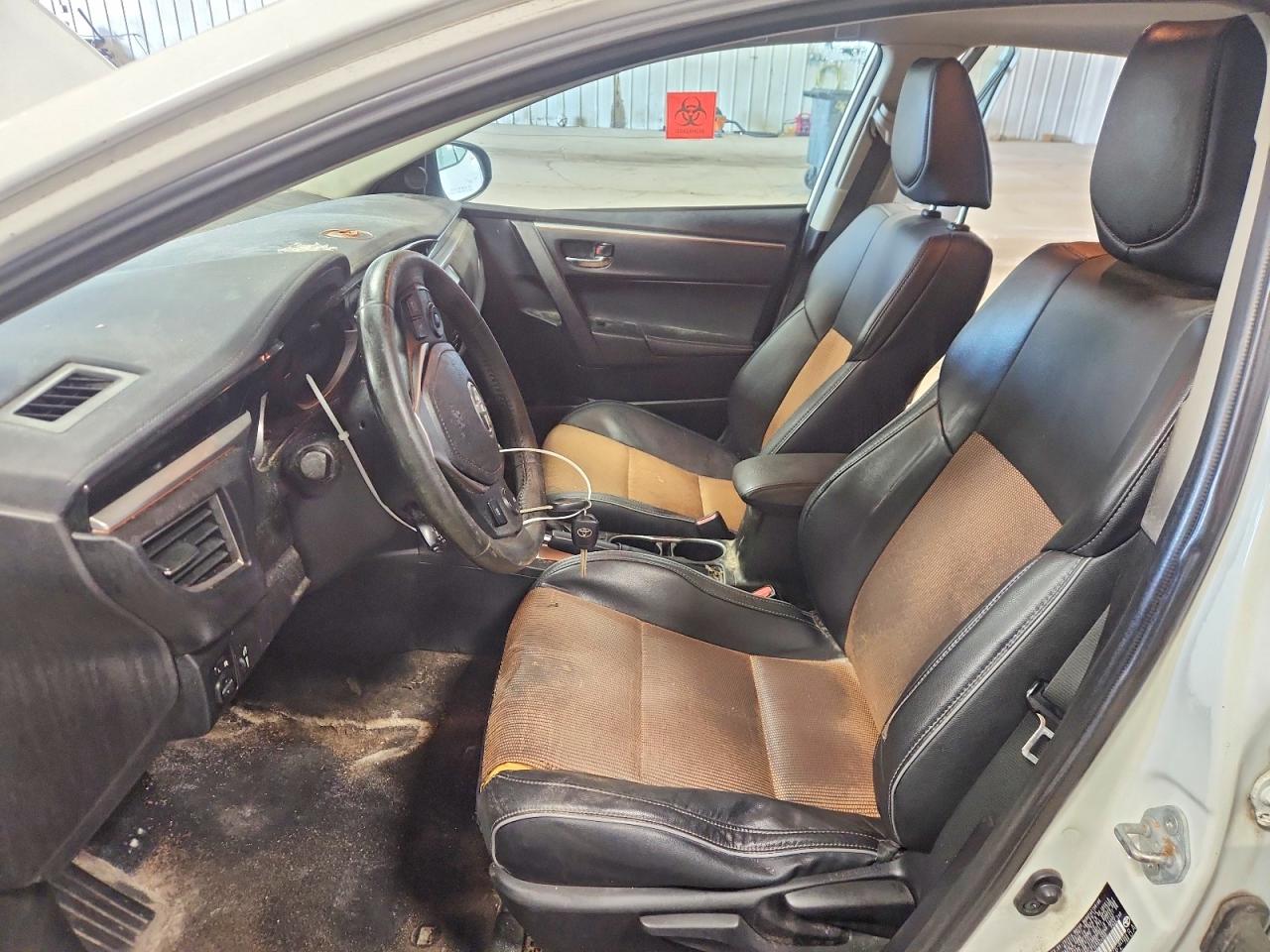 2014 Toyota Corolla S Plus Белый vin: 5YFBURHE1EP074090