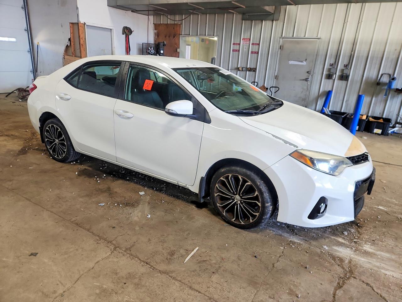 2014 Toyota Corolla S Plus Белый vin: 5YFBURHE1EP074090