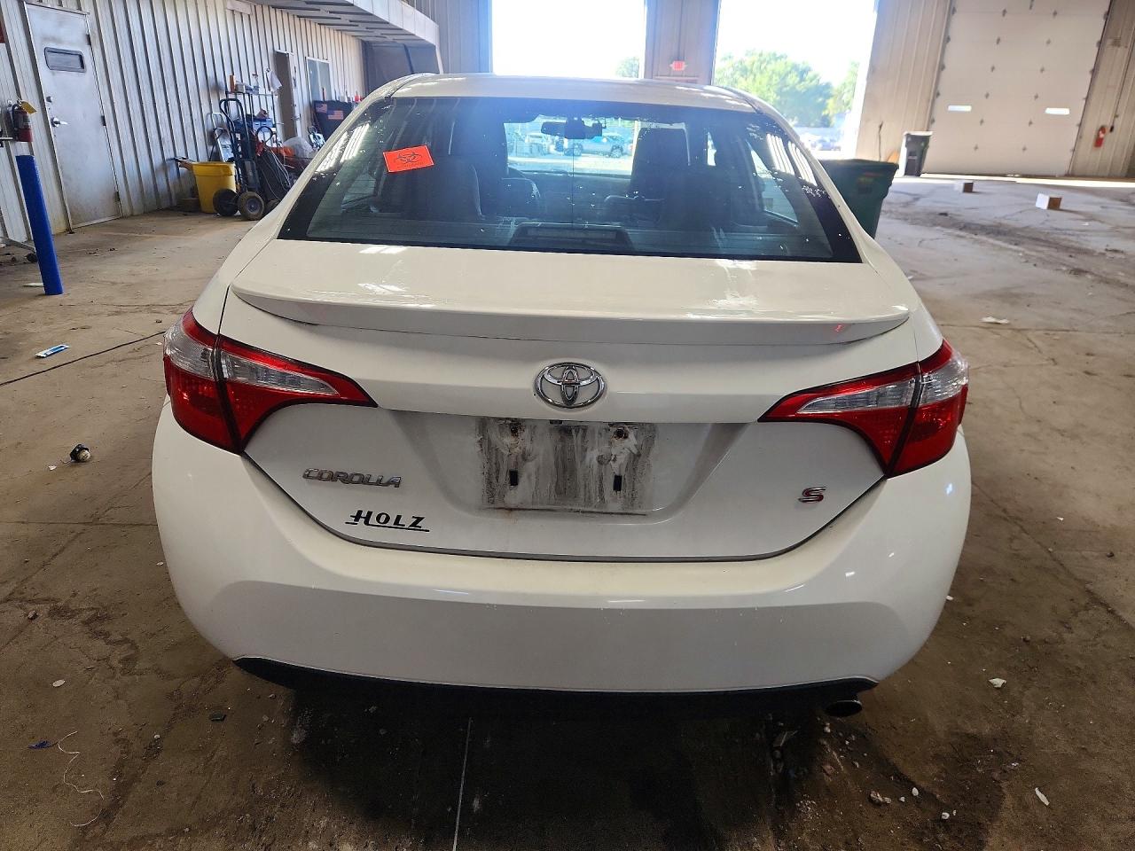 2014 Toyota Corolla S Plus Белый vin: 5YFBURHE1EP074090