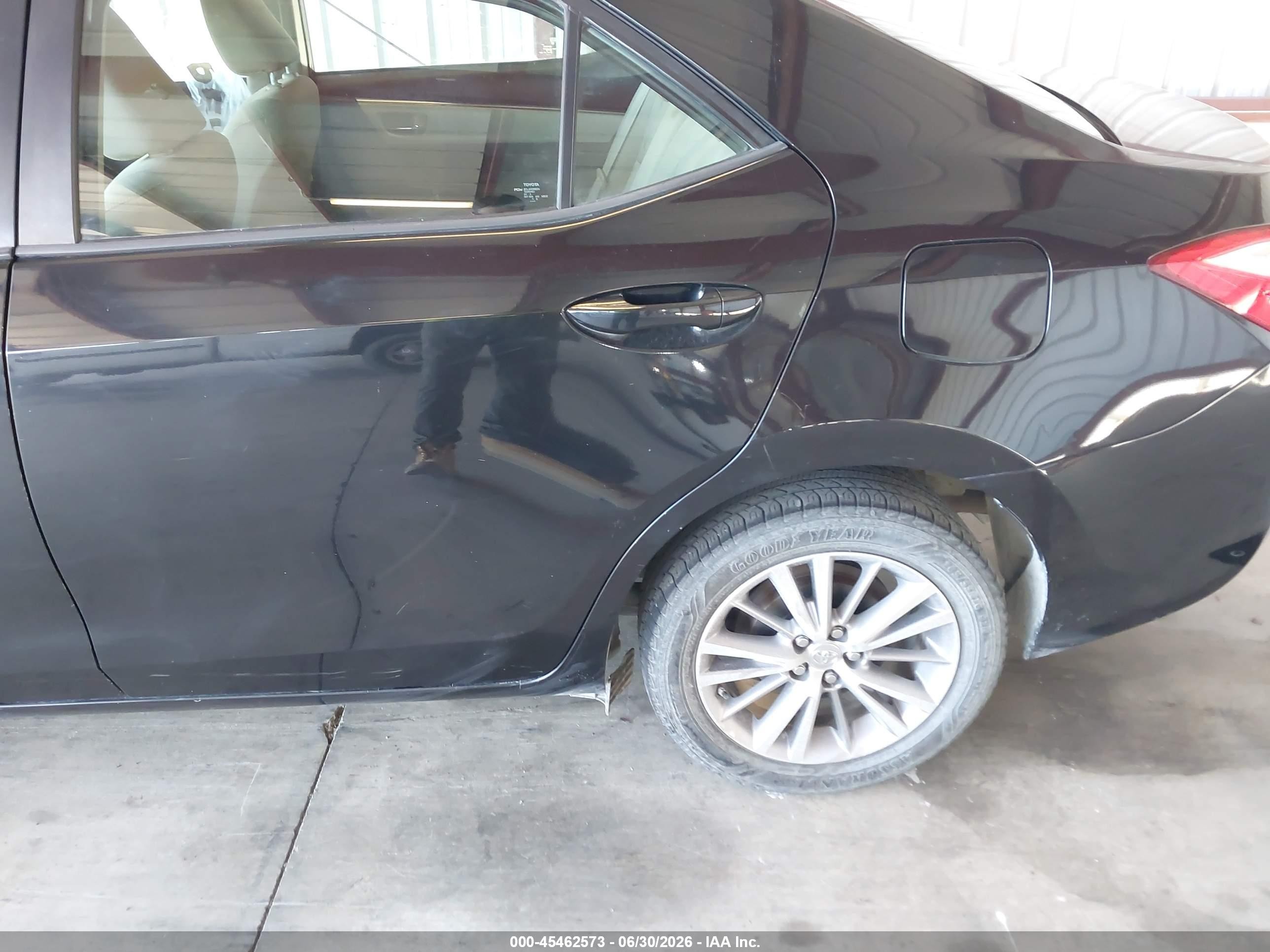 2014 Toyota Corolla Le Plus Black vin: 5YFBURHE1EP087325