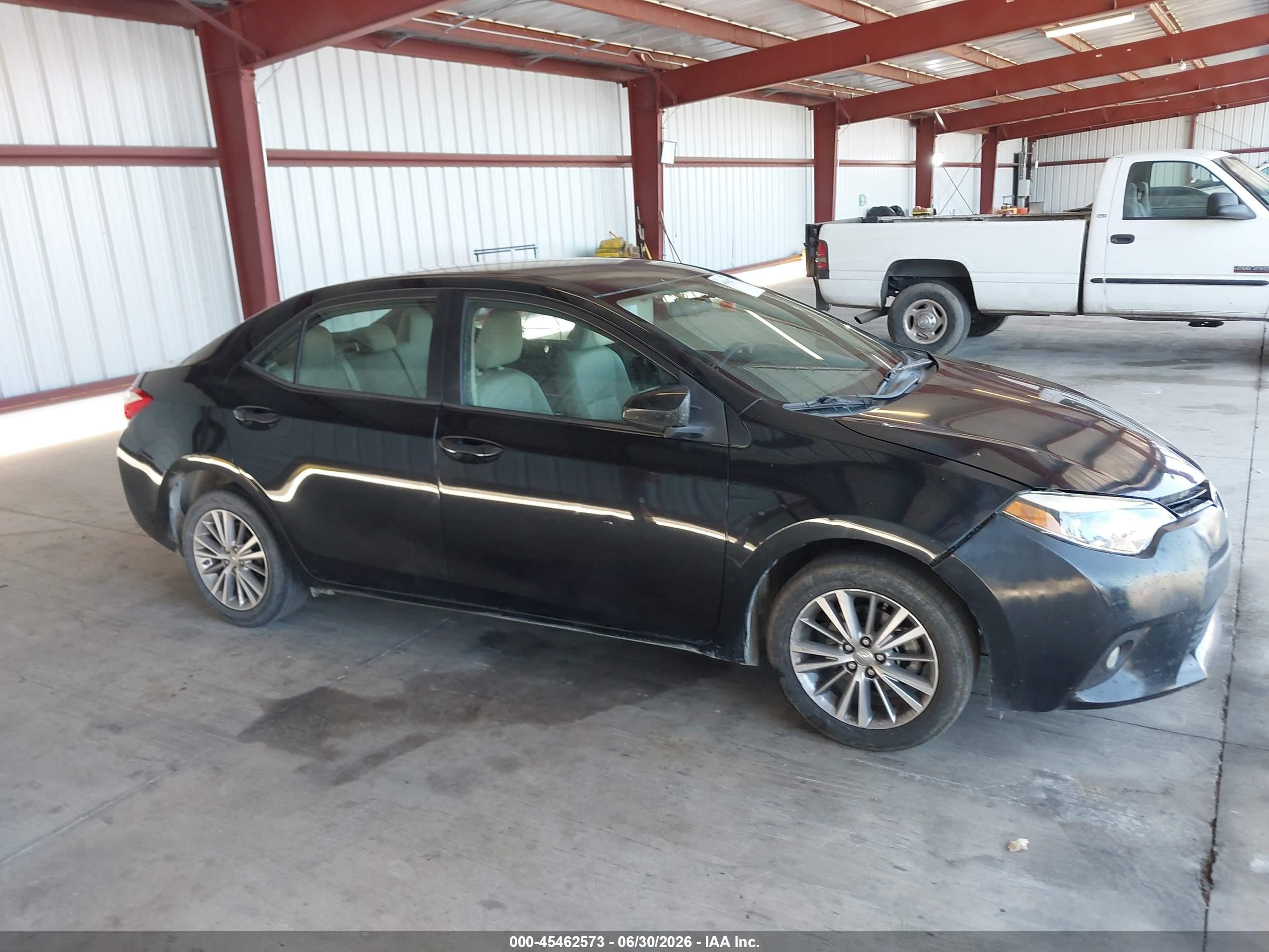 2014 Toyota Corolla Le Plus Black vin: 5YFBURHE1EP087325