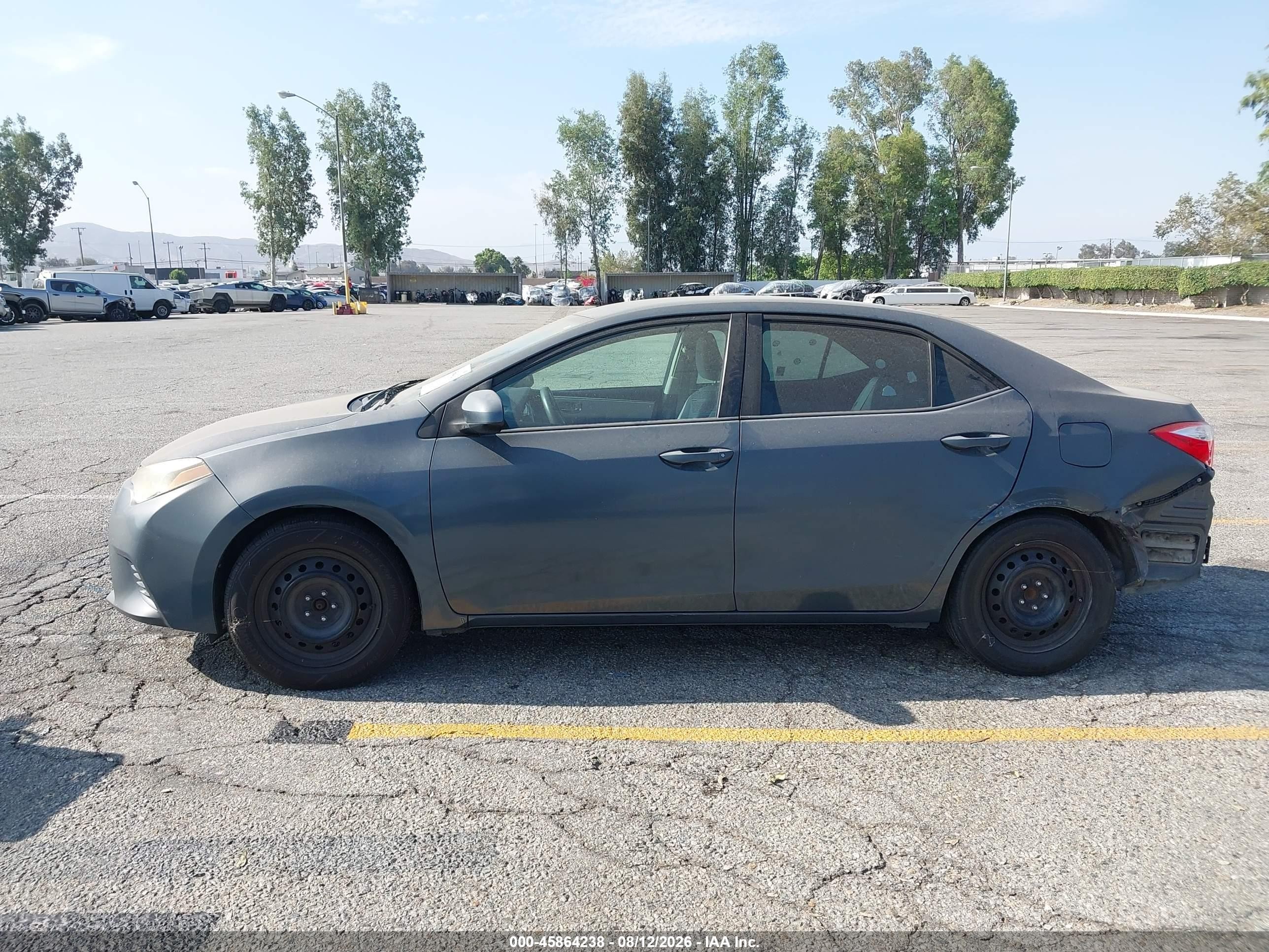 2014 Toyota Corolla Le Gray vin: 5YFBURHE1EP090192