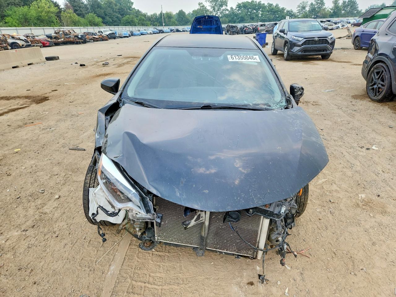 2014 Toyota Corolla Le Plus Black vin: 5YFBURHE1EP090791