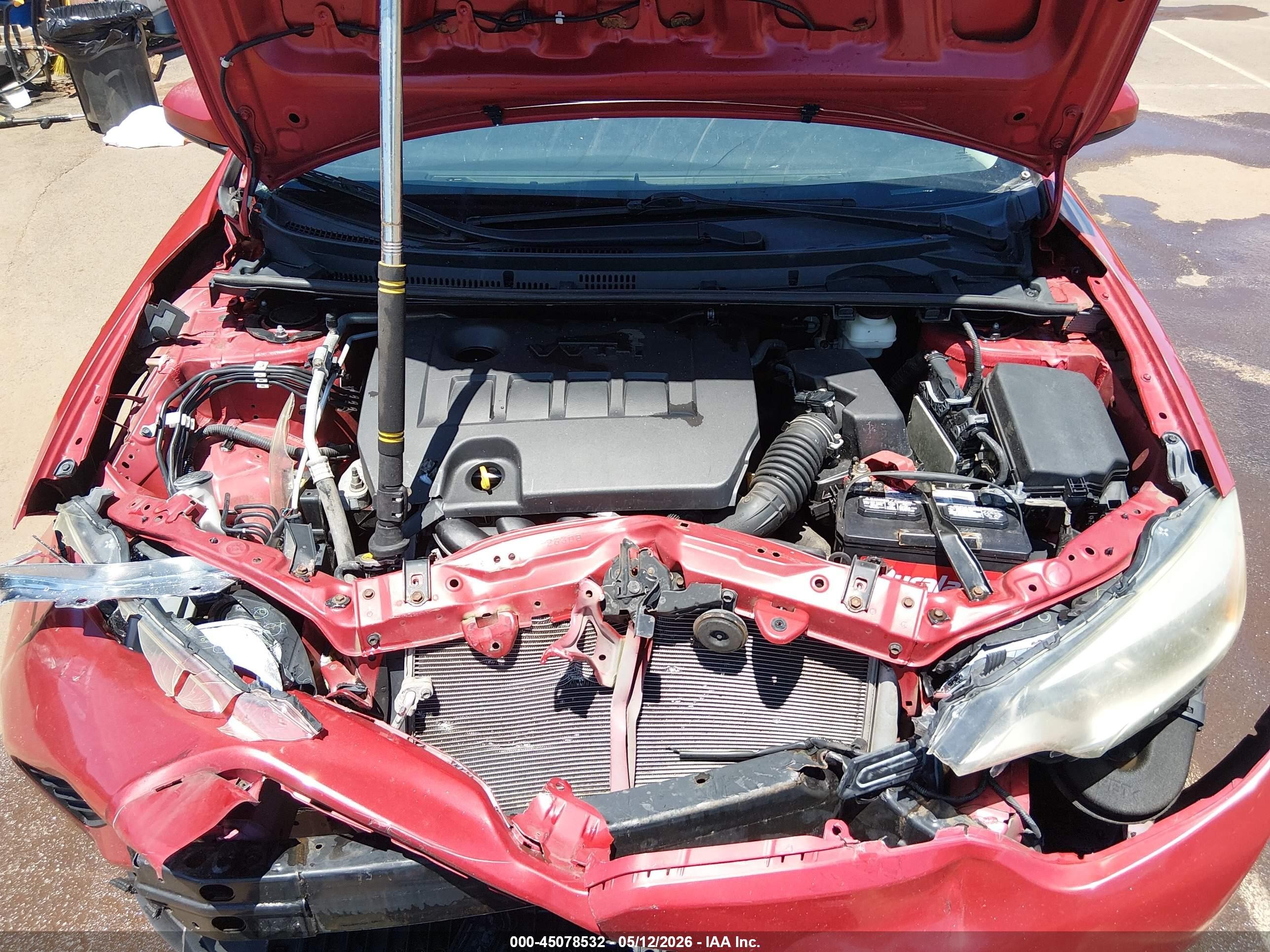 2014 Toyota Corolla Le/le Plus/le Premium Red vin: 5YFBURHE1EP101868