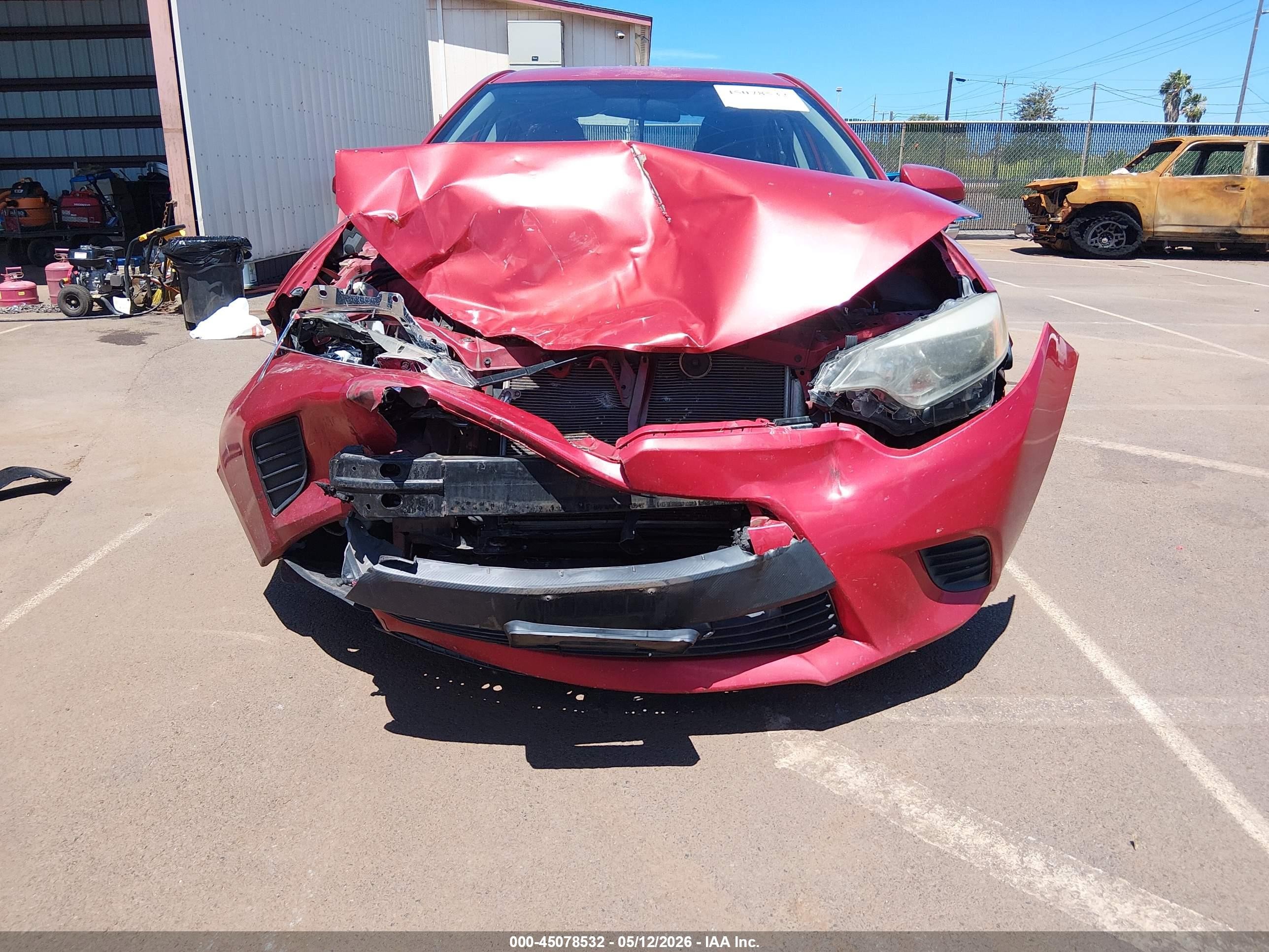 2014 Toyota Corolla Le/le Plus/le Premium Red vin: 5YFBURHE1EP101868