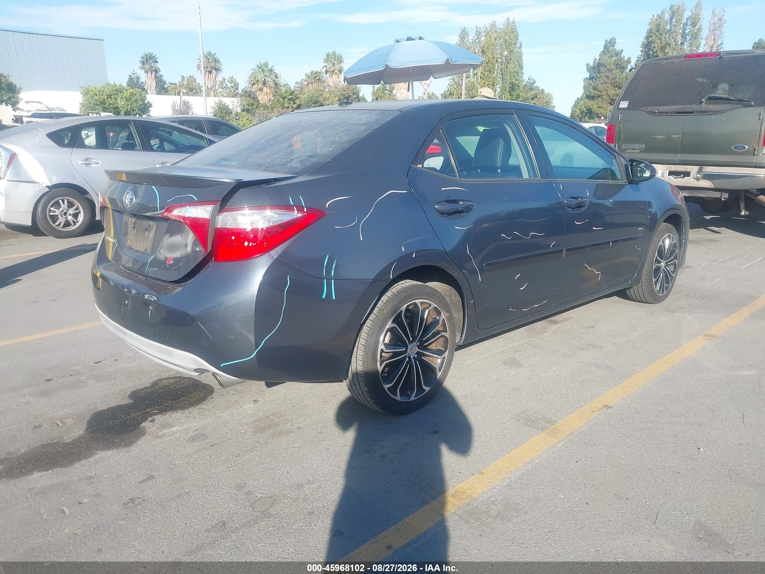 2014 Toyota Corolla S Premium Silver vin: 5YFBURHE1EP111669