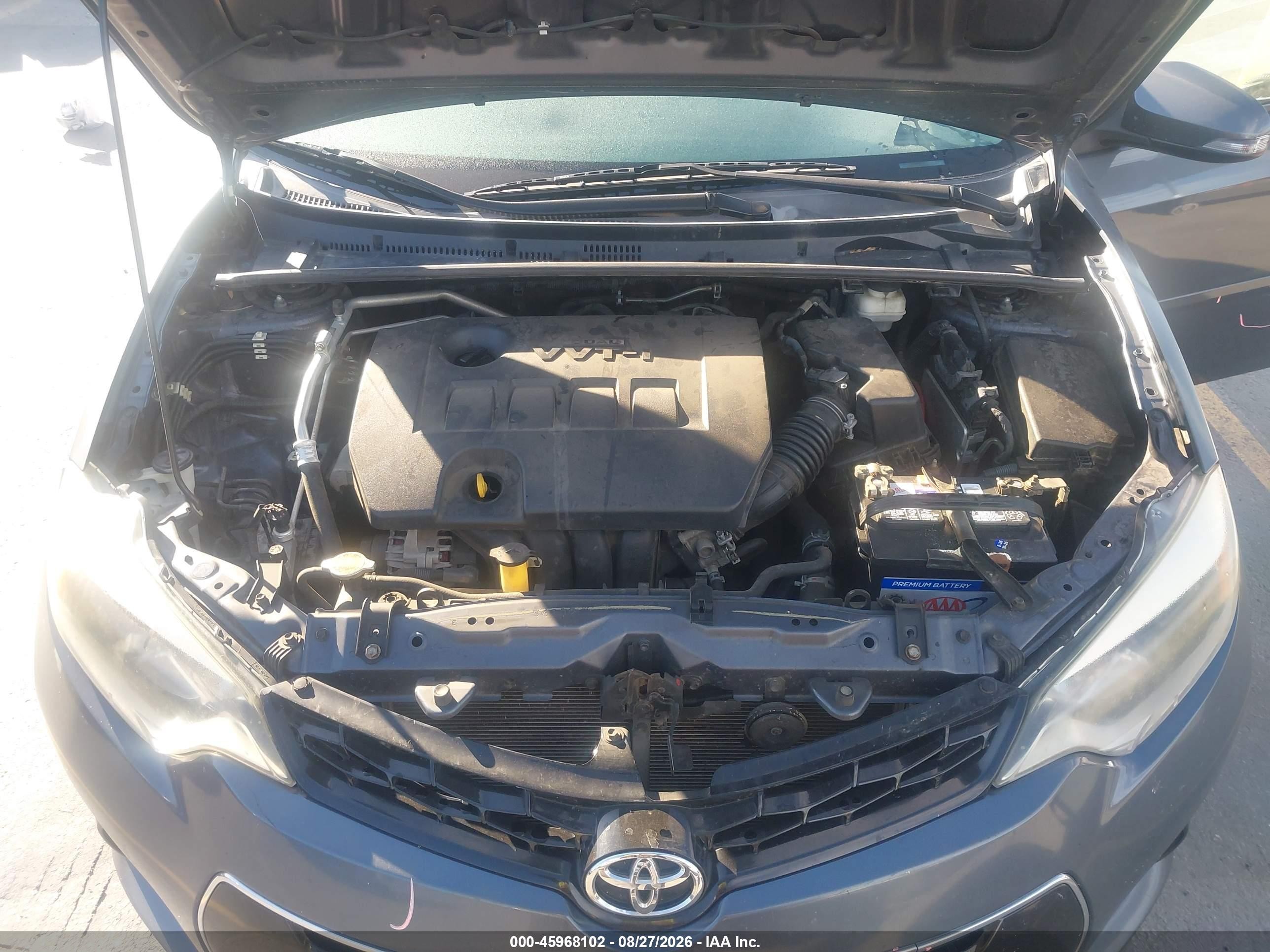 2014 Toyota Corolla S Premium Silver vin: 5YFBURHE1EP111669