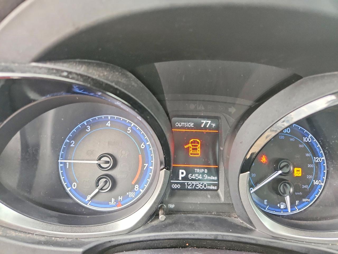 2014 Toyota Corolla S Plus Red vin: 5YFBURHE1EP120369