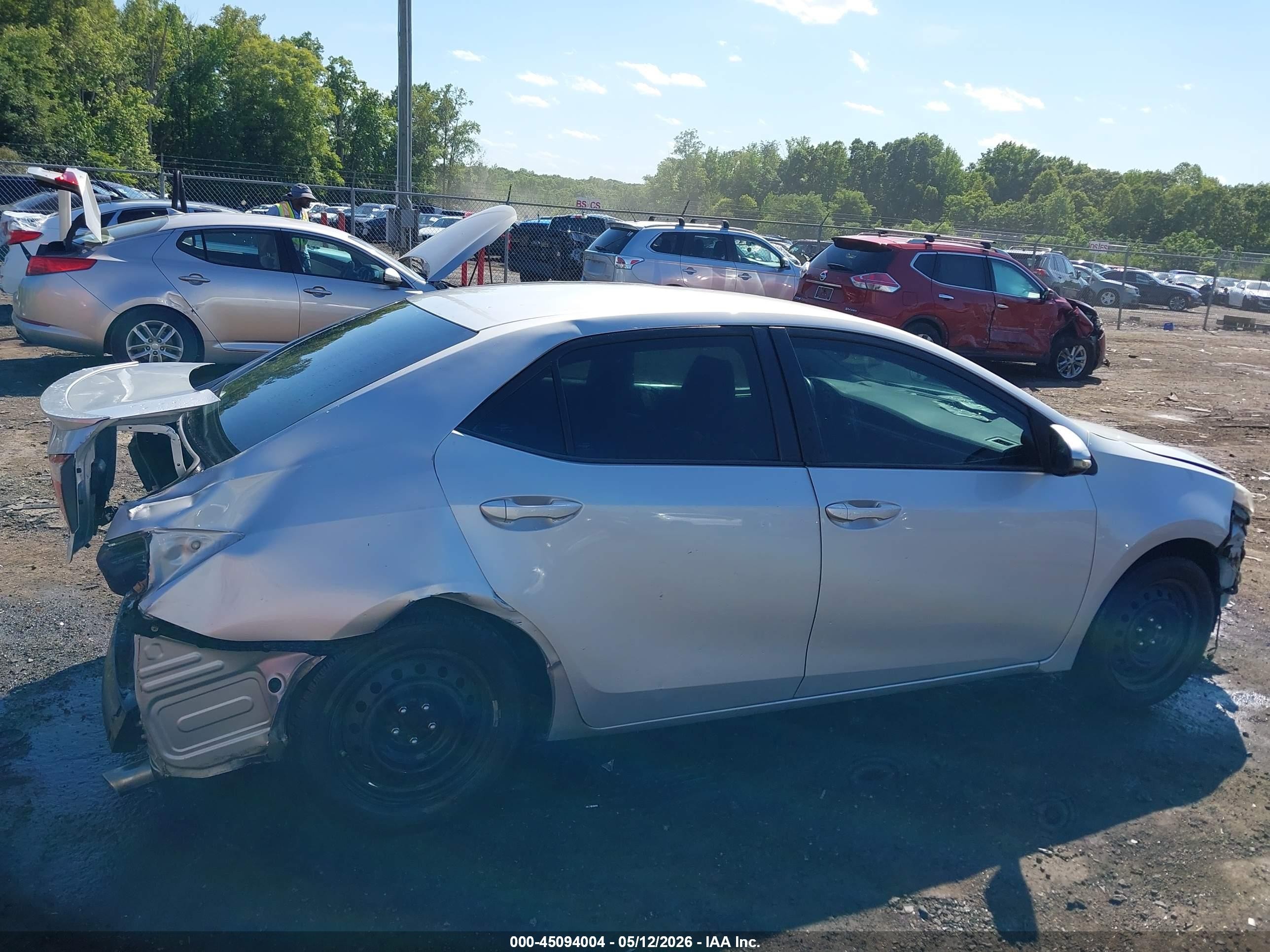 2014 Toyota Corolla S Silver vin: 5YFBURHE1EP125698
