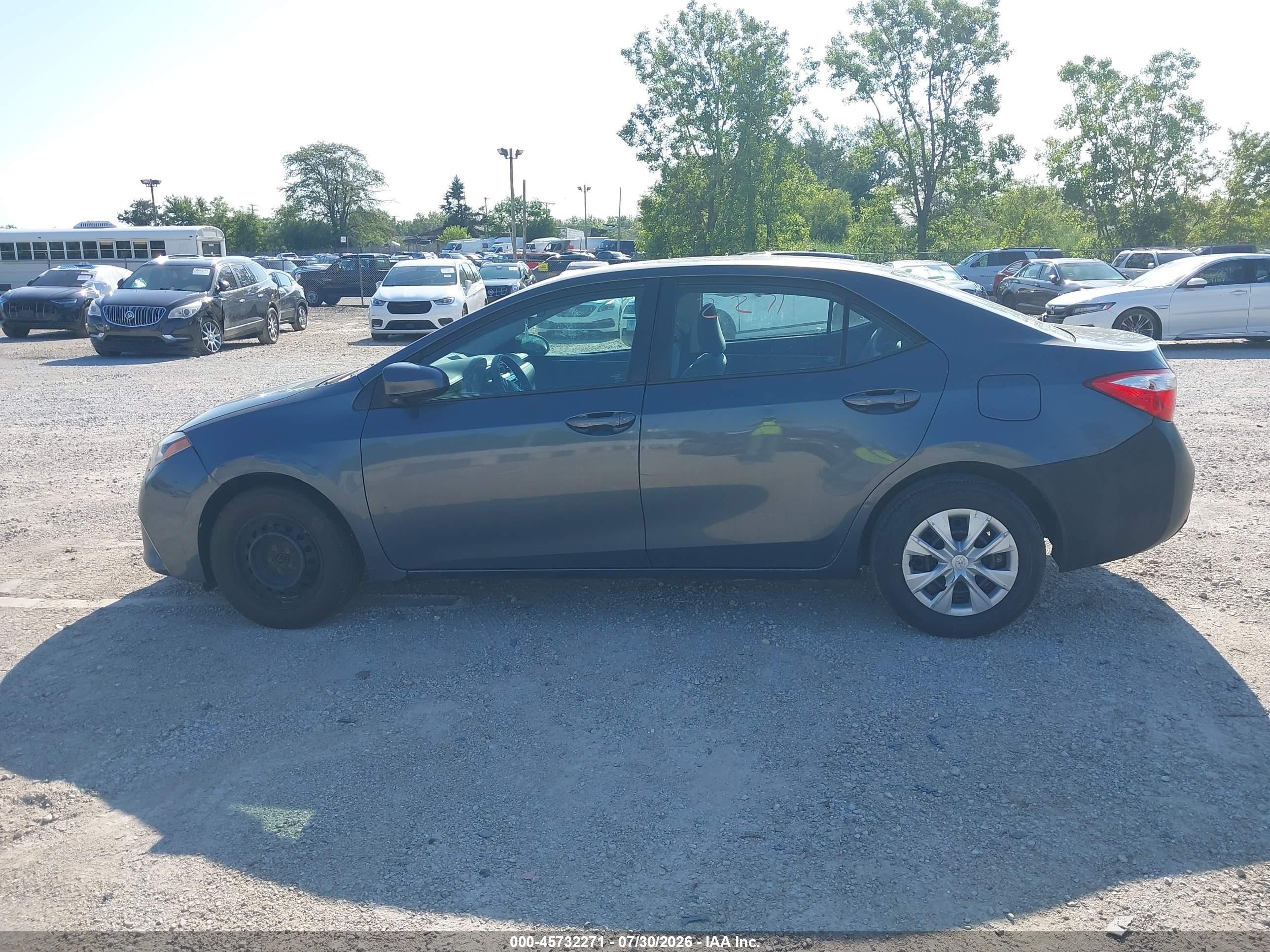 2014 Toyota Corolla L Blue vin: 5YFBURHE1EP141755