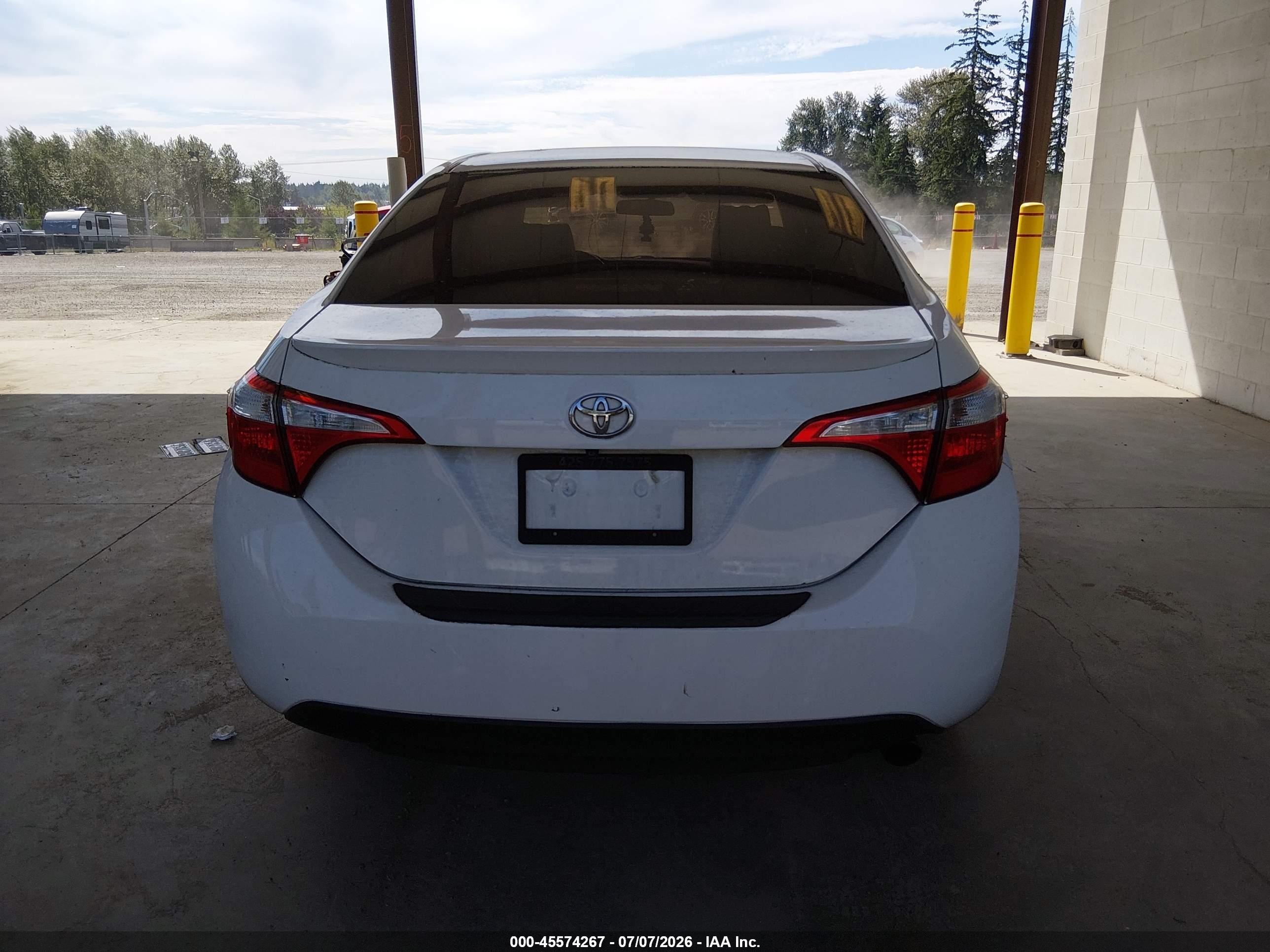 2014 Toyota Corolla S Plus White vin: 5YFBURHE1EP141836