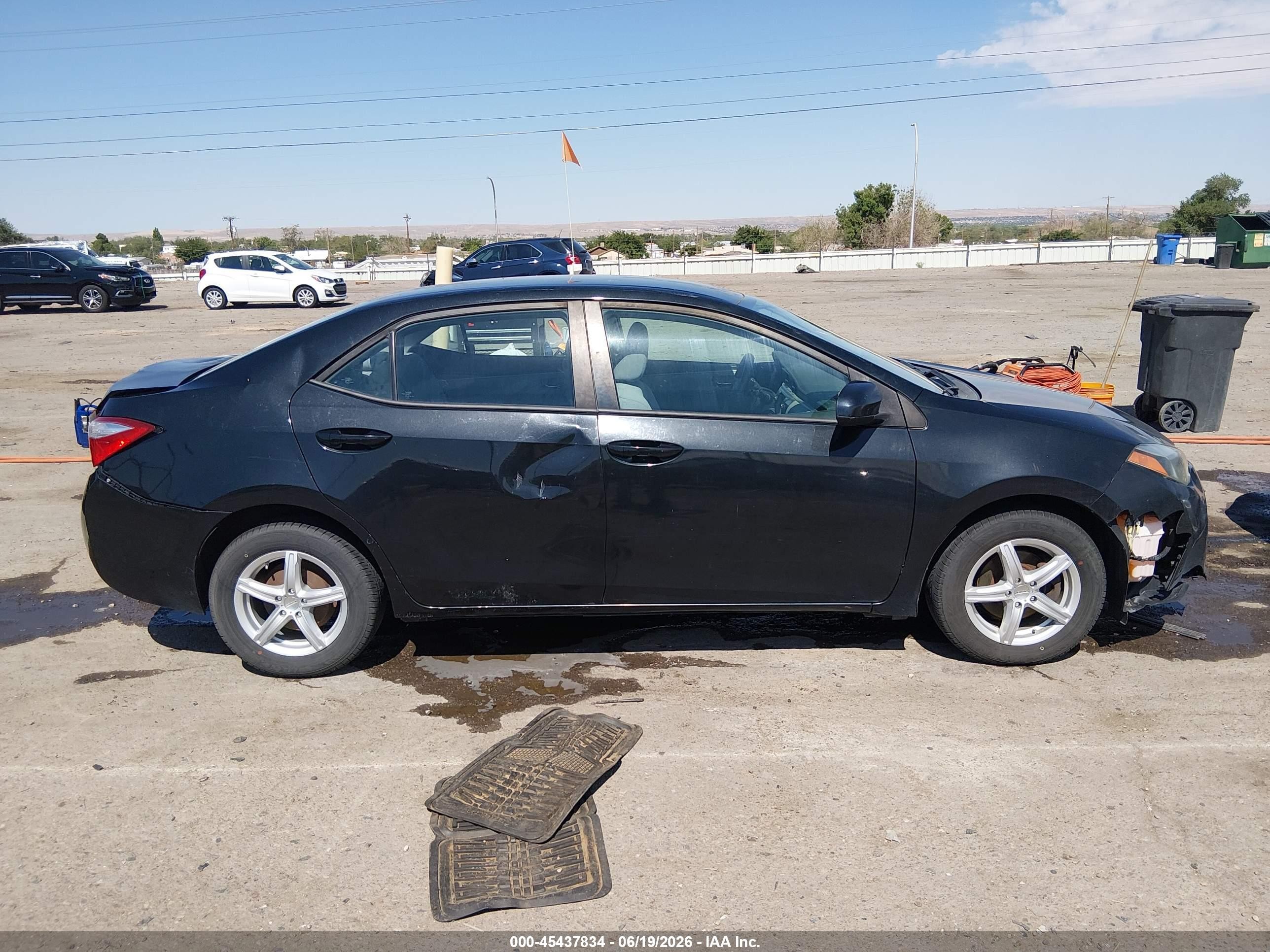 2014 Toyota Corolla Le Black vin: 5YFBURHE1EP162833