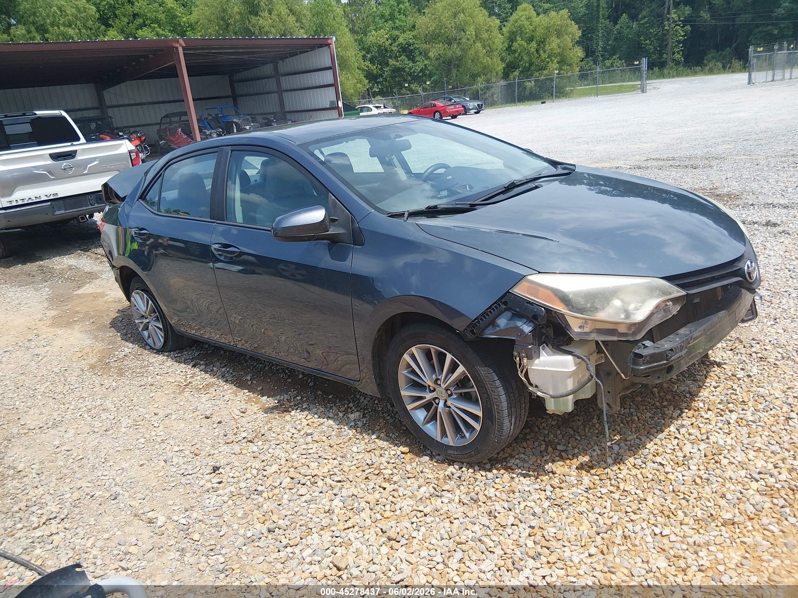 2014 Toyota Corolla Le Plus Blue vin: 5YFBURHE1EP169720