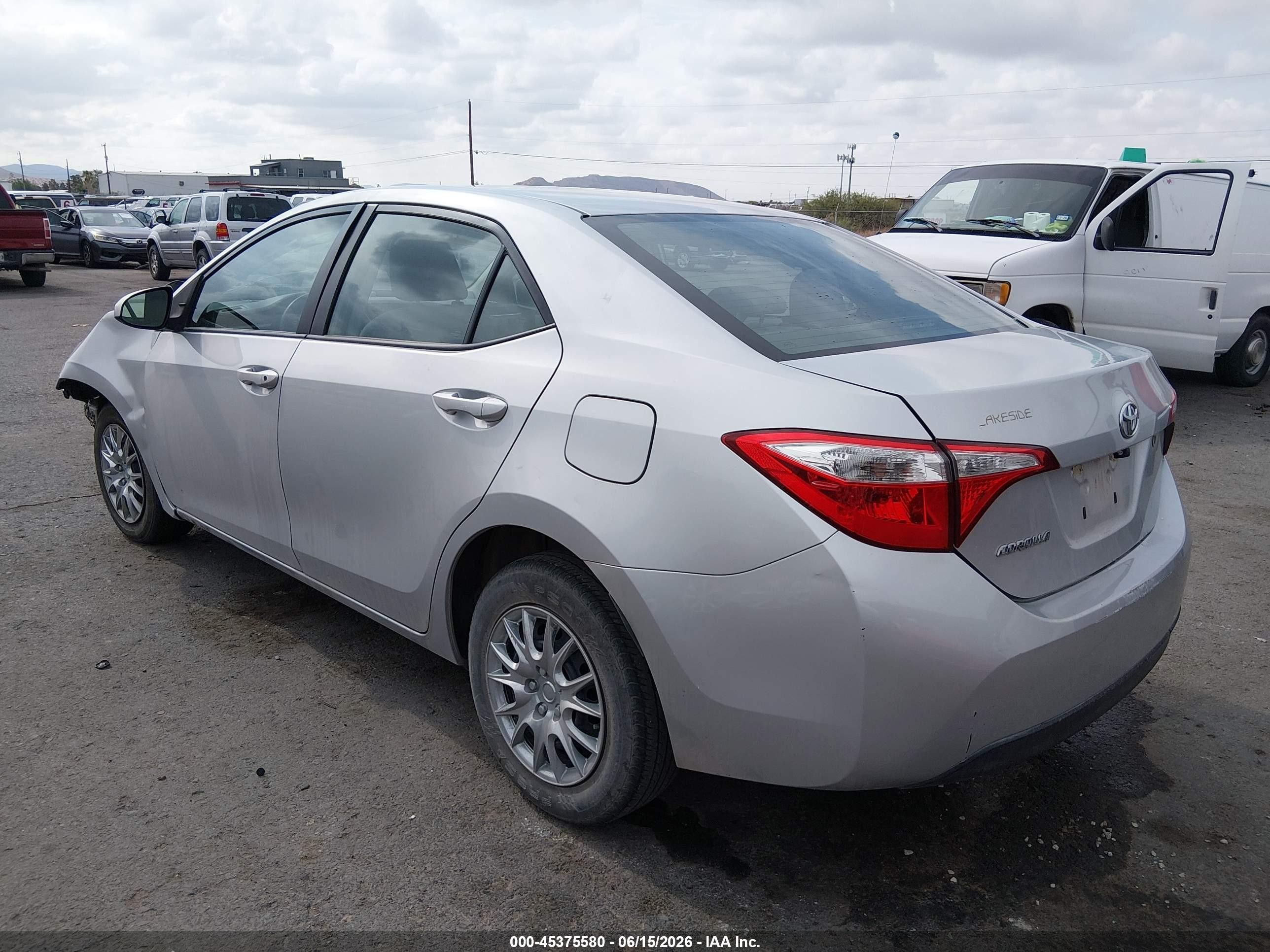 2015 Toyota Corolla L Серебряный vin: 5YFBURHE1FP187216