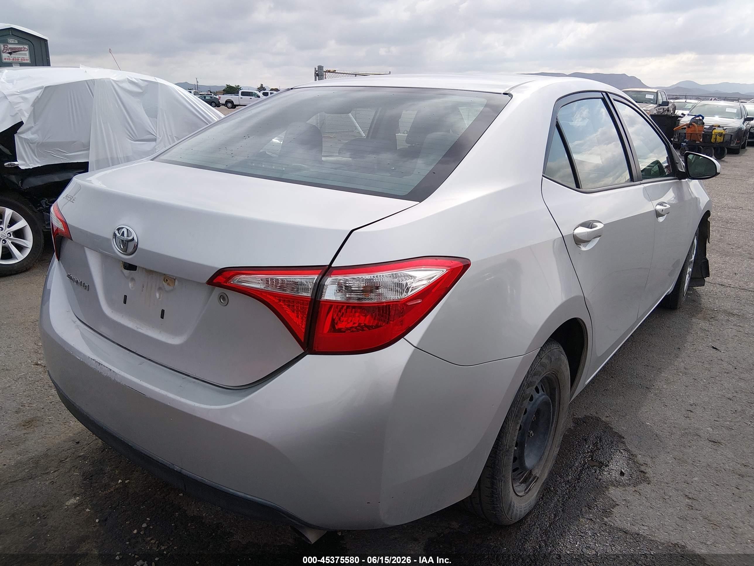 2015 Toyota Corolla L Серебряный vin: 5YFBURHE1FP187216